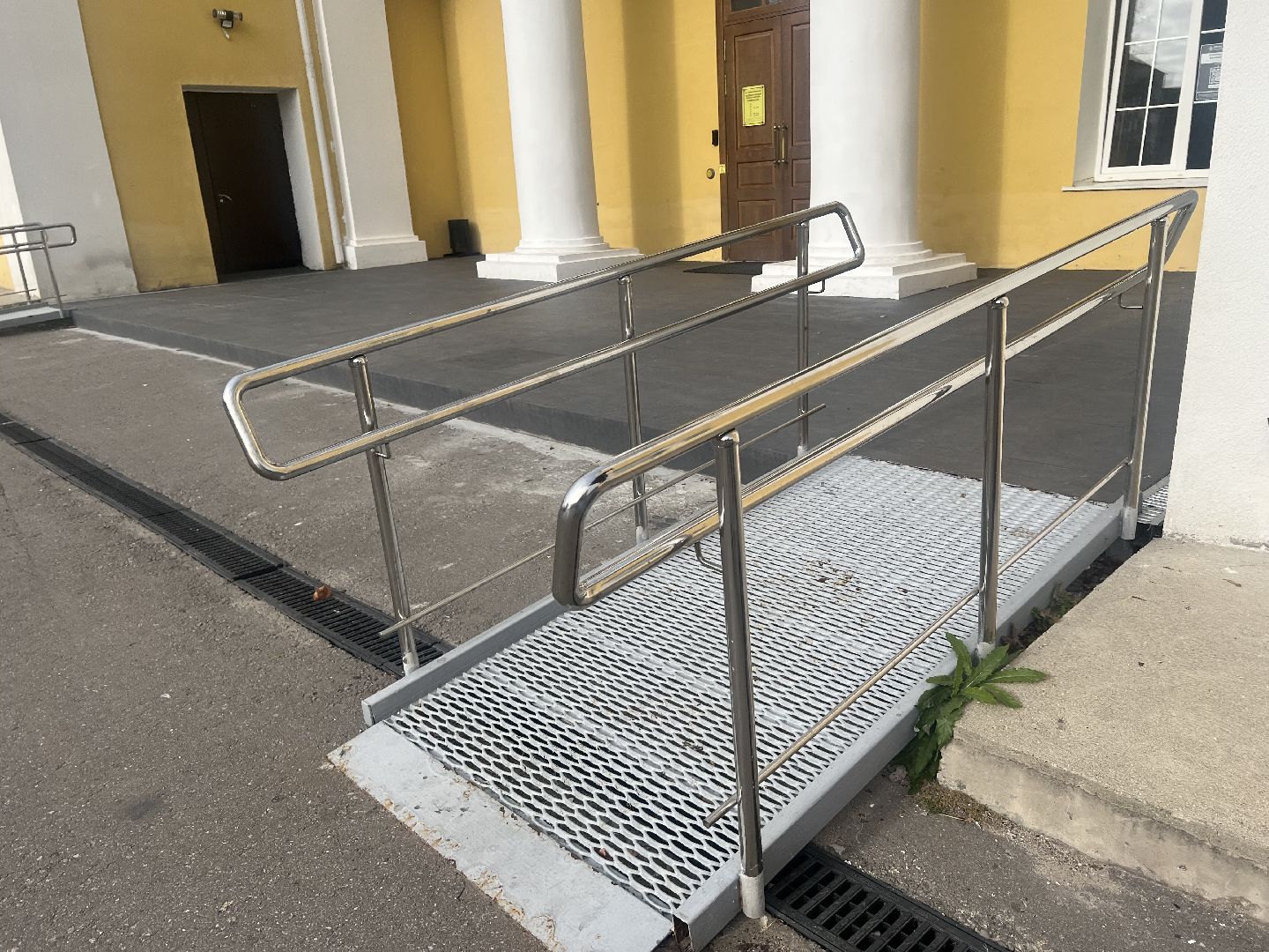 Дк вербилки, талдомский городской округ, Ограниченные , Пандусы,