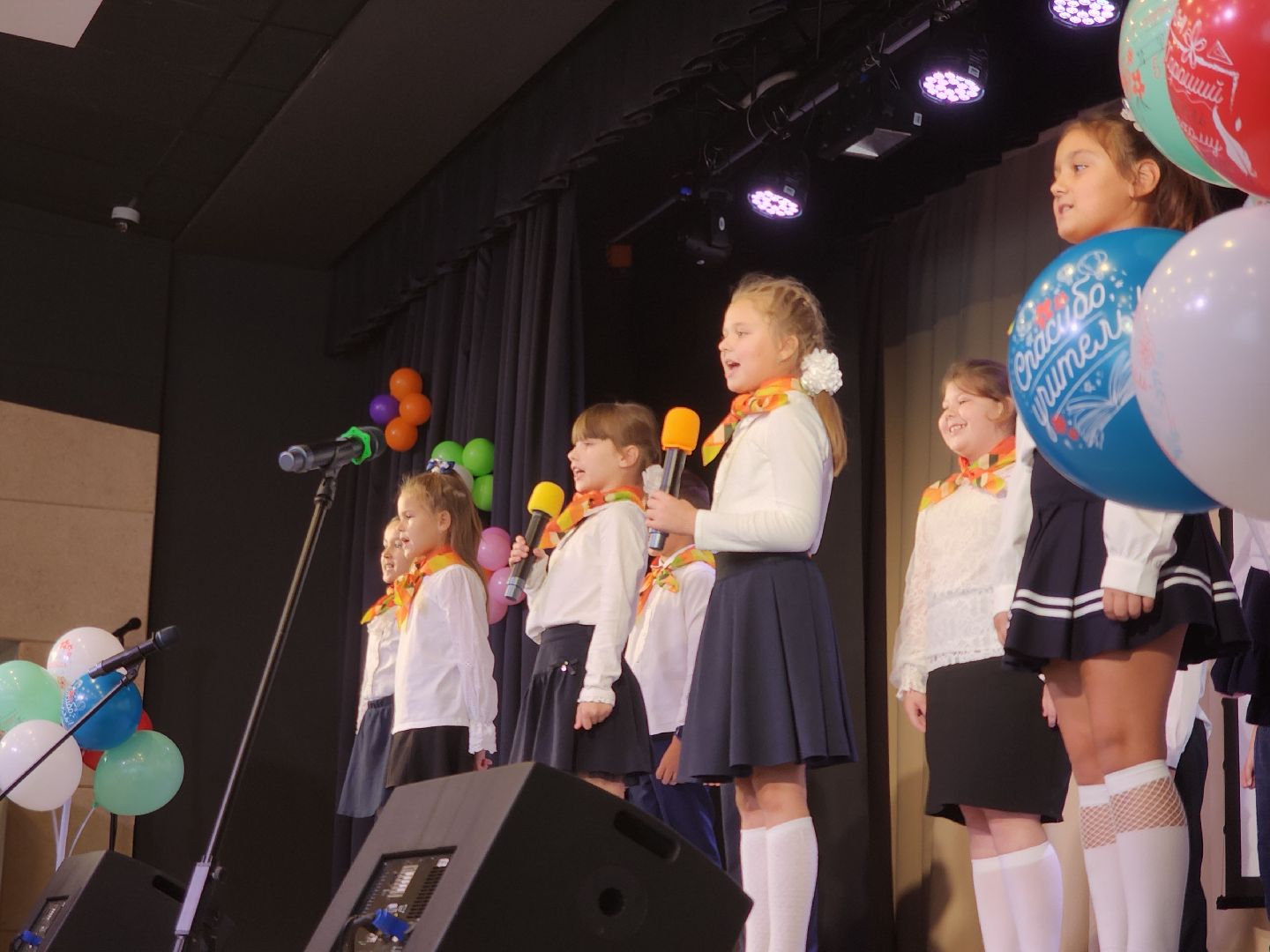 Черноголовка, Образование, День учителя,