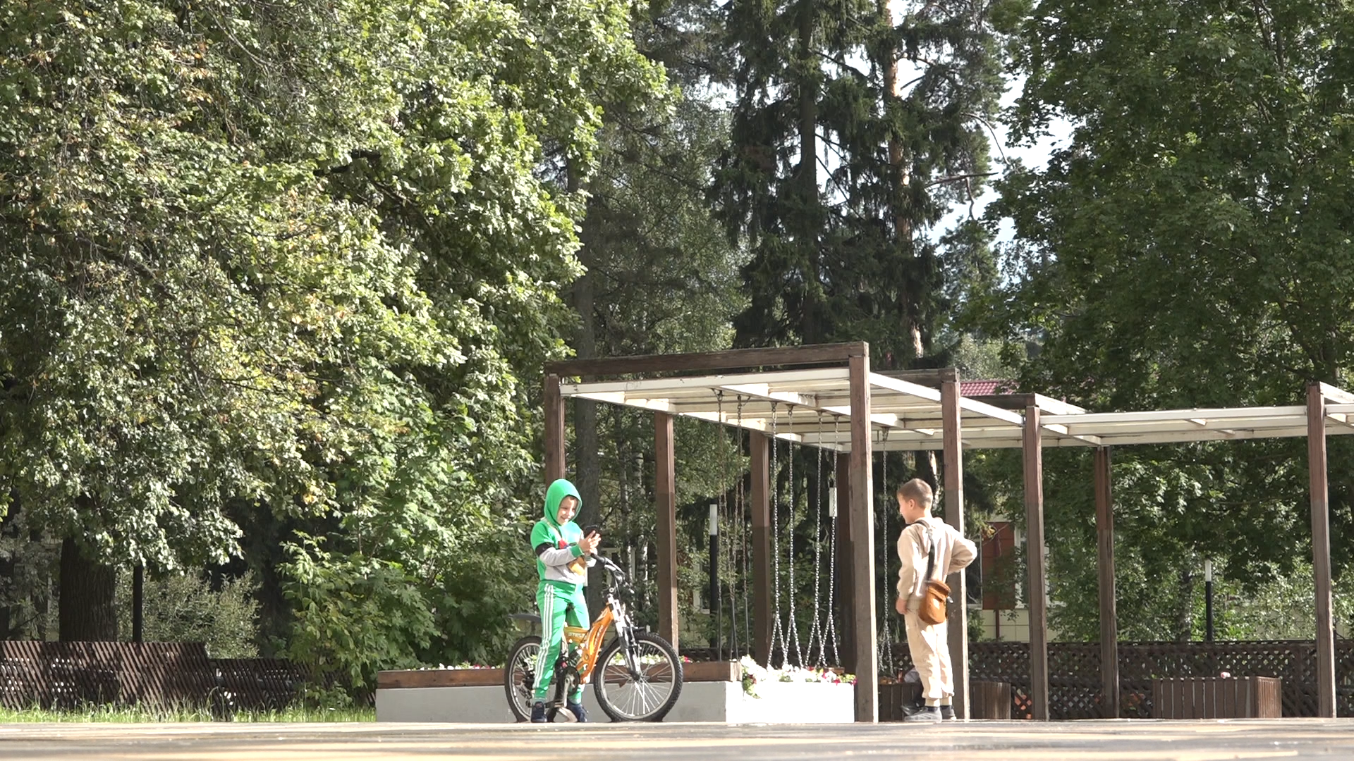 сезонный каток, каток во власихе, строительство катка, зимние виды спорта, катание на коньках,