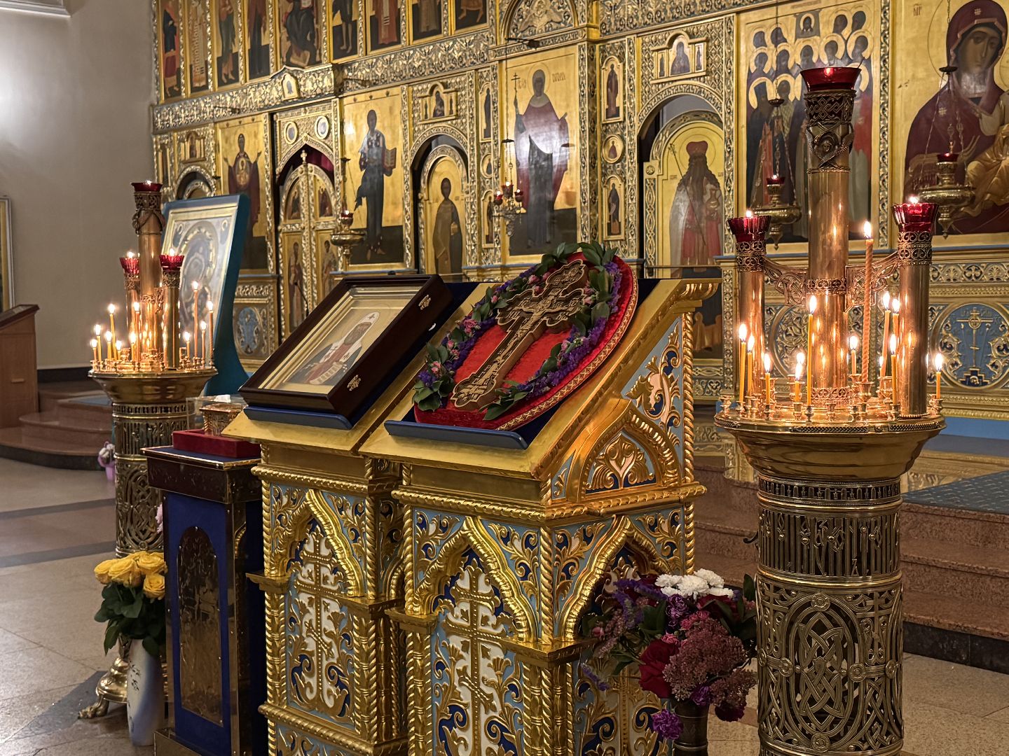 Мощи святителя Тихона, Патриарх Московский и всея Руси, Георгиевский кафедральный собор,