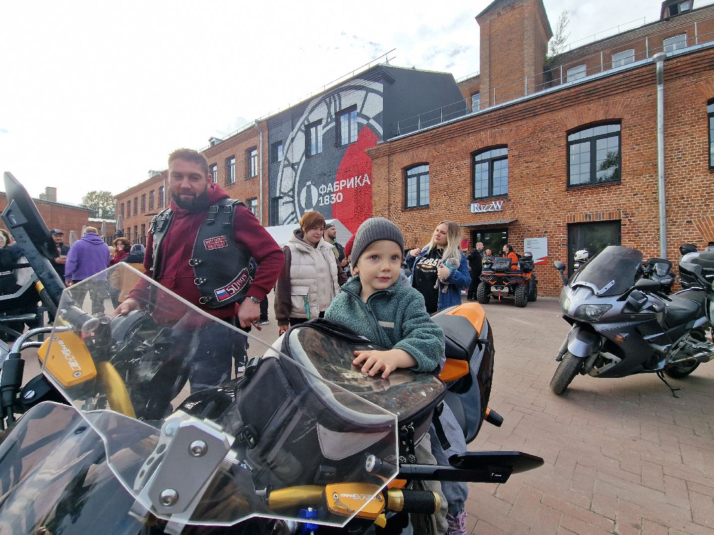 закрытие мотосезона 2025 в Балашихе, мотоклуб белые вороны, балашиха,