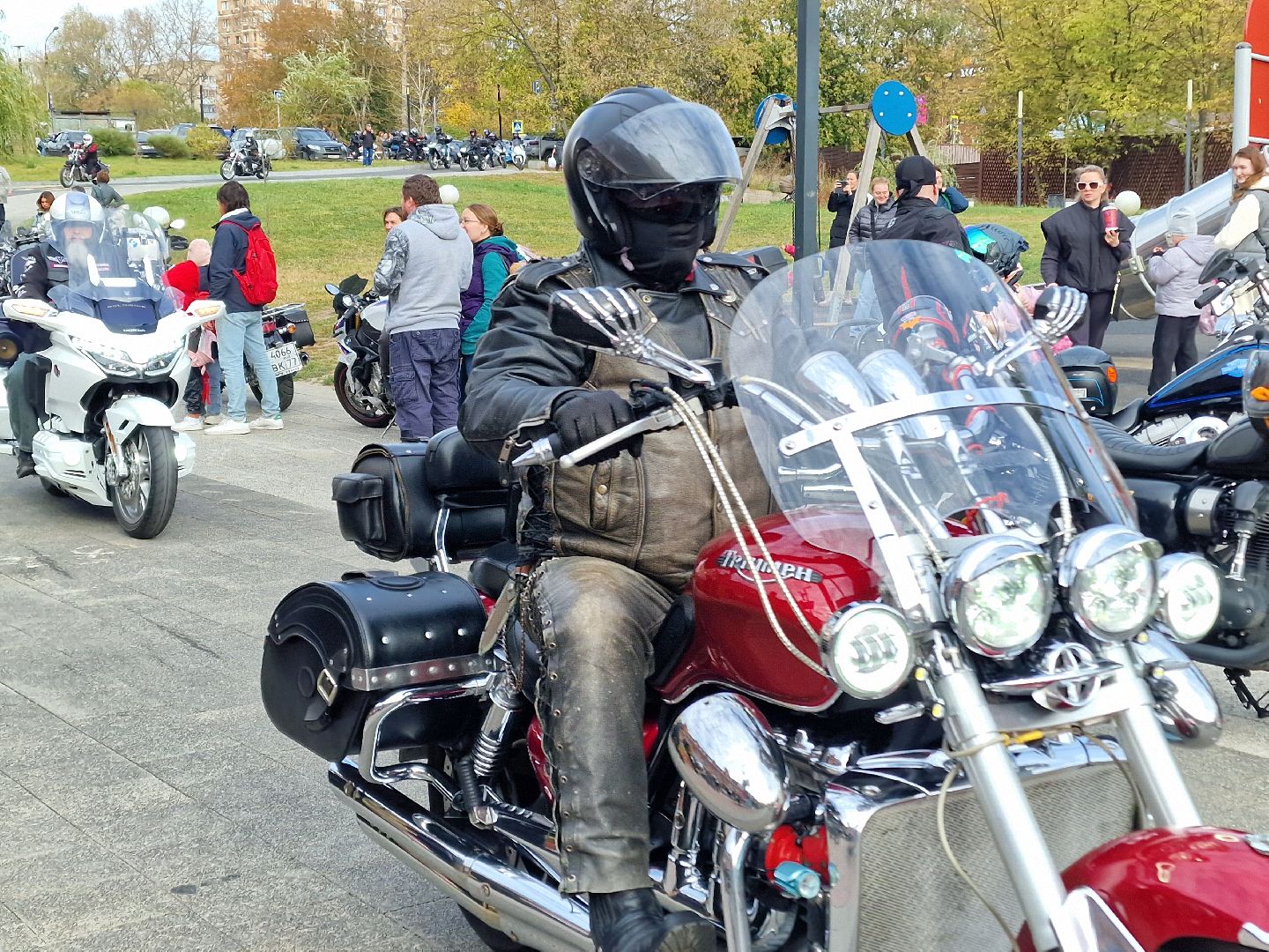 закрытие мотосезона 2025 в Балашихе, мотоклуб белые вороны, балашиха,