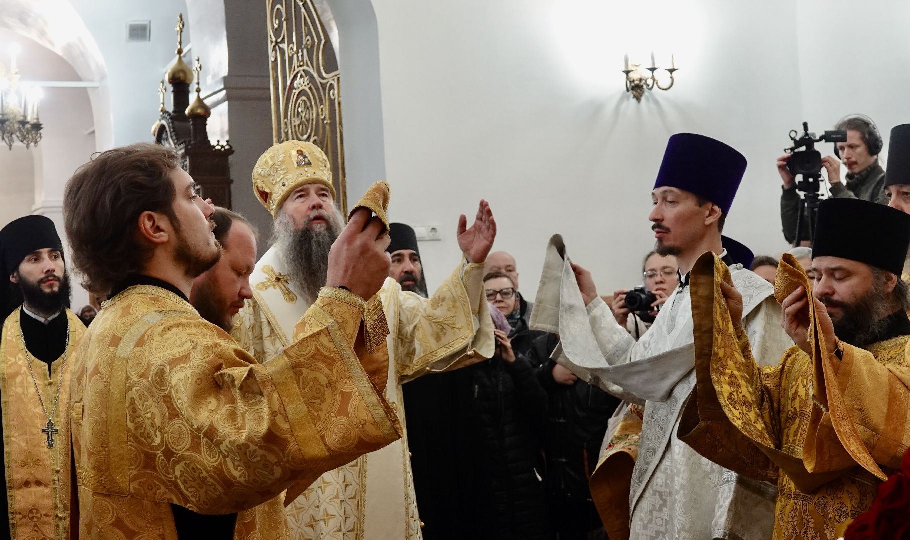 святыня, мощи святителя тихона , сергиево-посадский городской округ, сергиев посад, вера, религия,