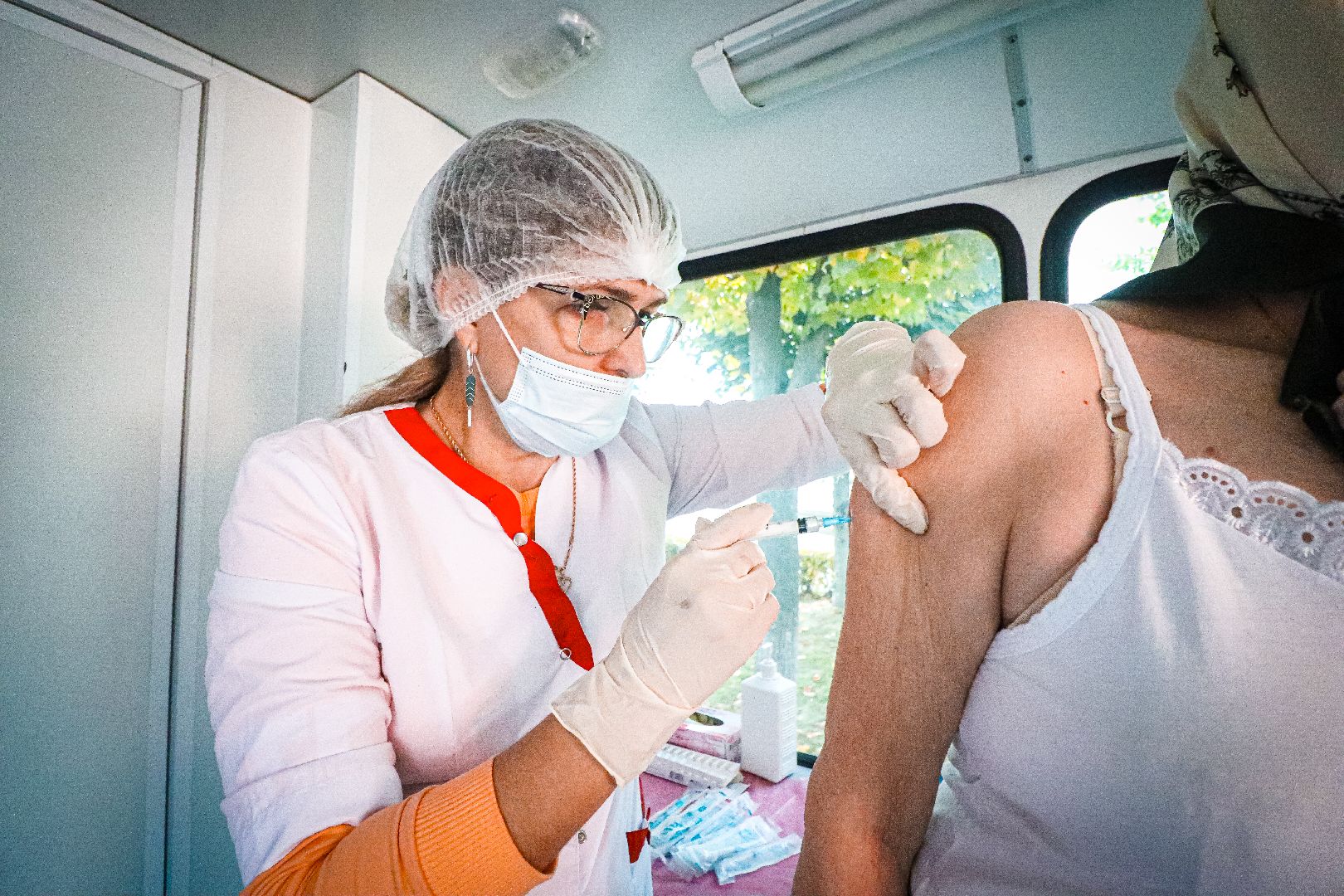 клин, общество, медицина, выездная вакцинация, здоровье,