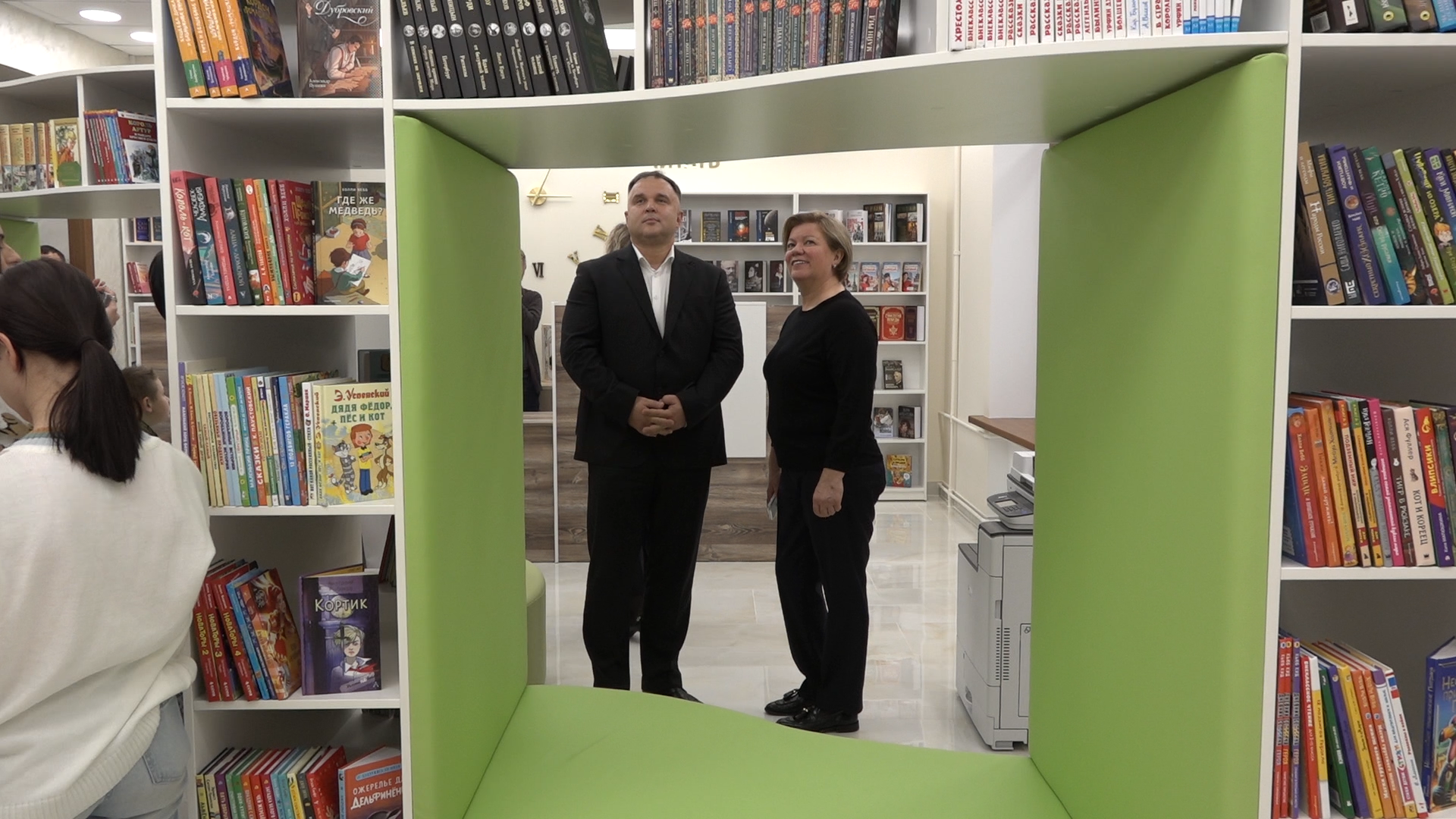 модельная библиотека, власиха библиотека, мбук компас, власиха компас, открытие библиотеки,