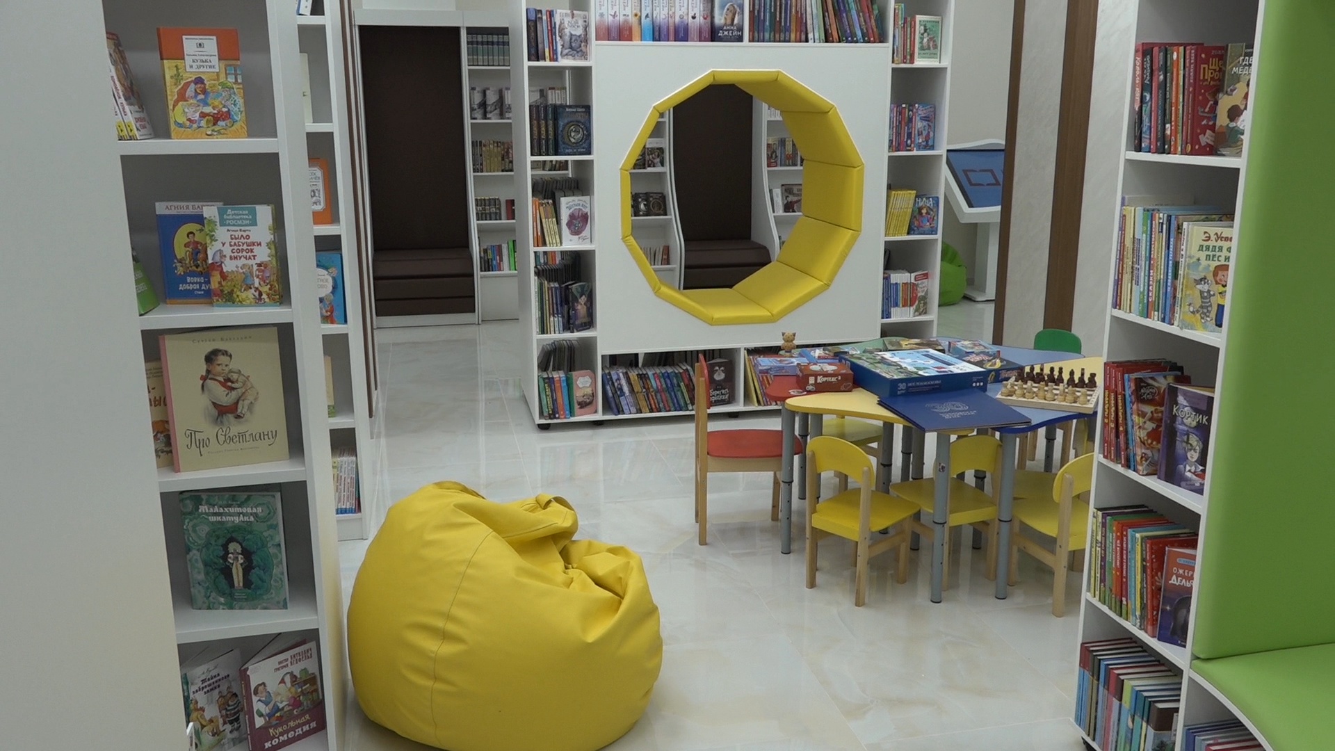 модельная библиотека, власиха библиотека, мбук компас, власиха компас, открытие библиотеки,