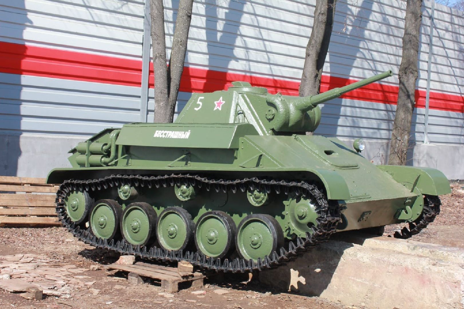 пушкино, реставратор, военная техника, военная история, реставрация, танк, самолет, полевая кухня, пушка, советская армия, реконструкторы,запчасти, музей военной техники,