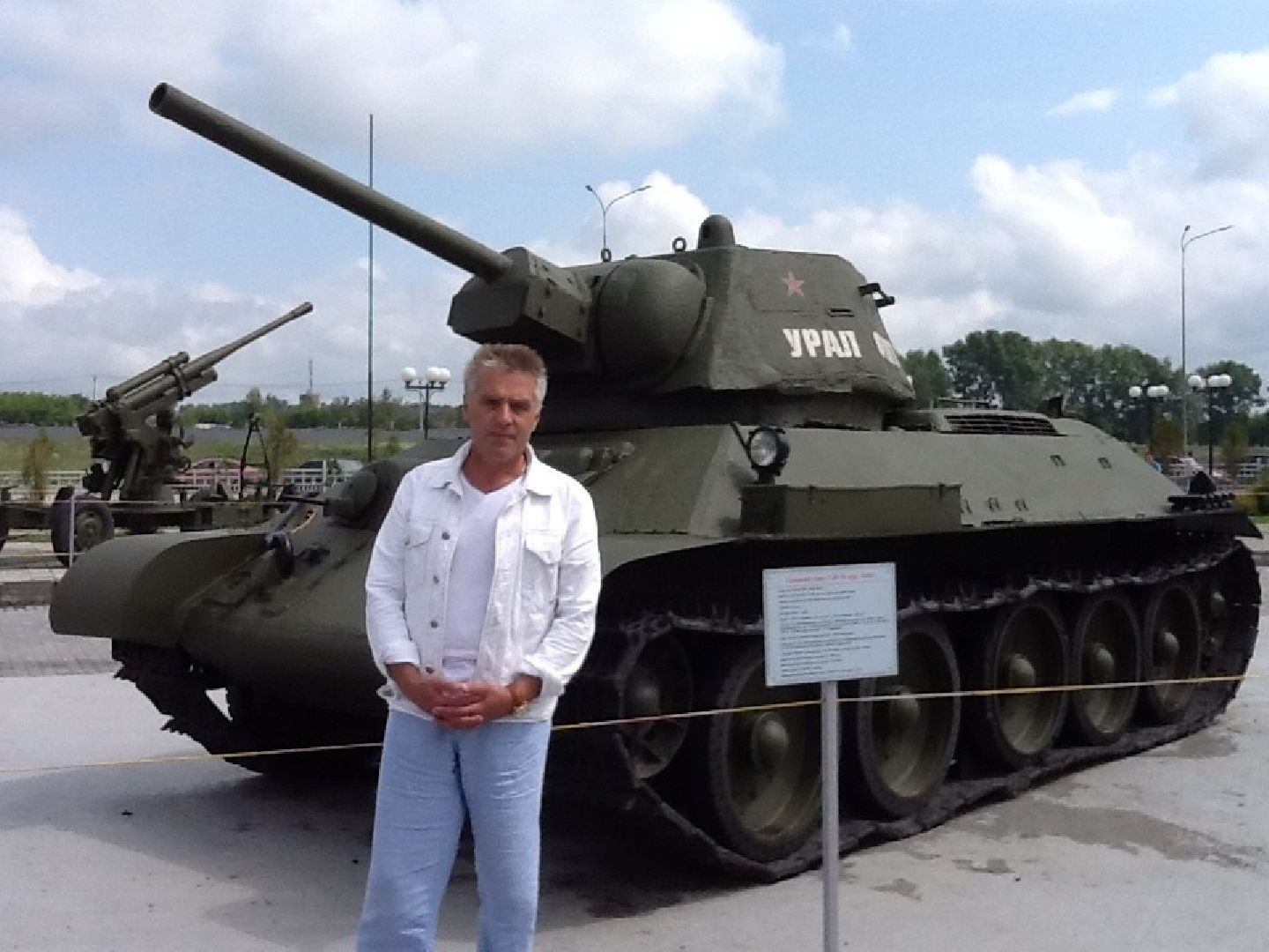 пушкино, реставратор, военная техника, военная история, реставрация, танк, самолет, полевая кухня, пушка, советская армия, реконструкторы,запчасти, музей военной техники,