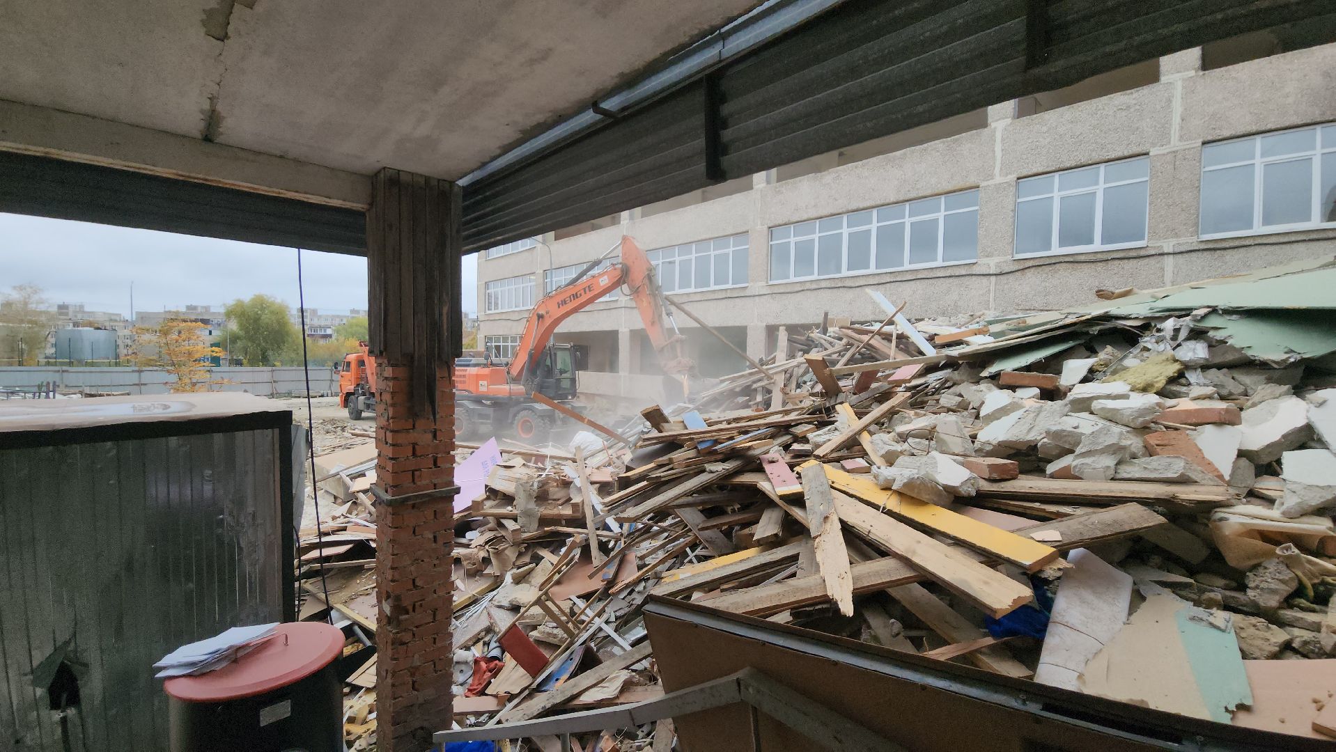 серпухов, школа 7 в серпухове, улица фирсова в серпухове, капитальный ремонт школы,