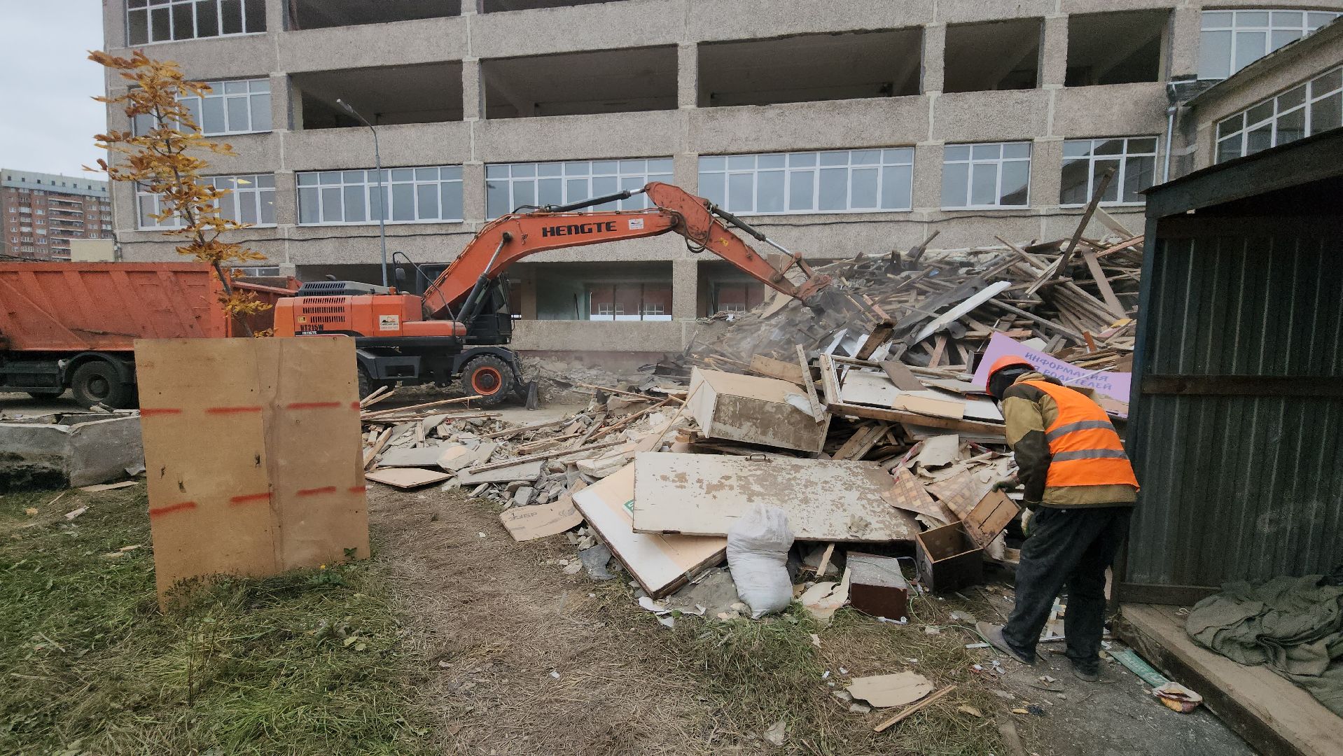 серпухов, школа 7 в серпухове, улица фирсова в серпухове, капитальный ремонт школы,