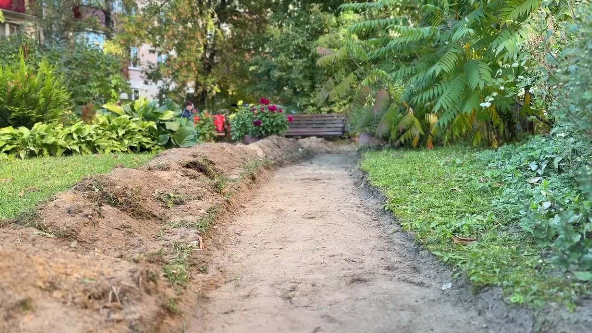 Реутов, благоустройство, сквер, клумбы, цветы,