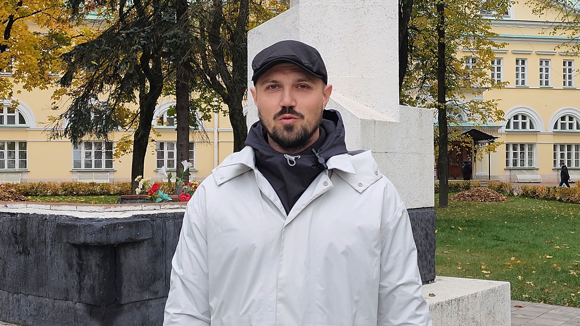 сергиев посад, сергиево-посадский городской округ, ленин, памятник ленину, михаил семенов, кпрф, красногорская площадь, старая лаврская гостиница,