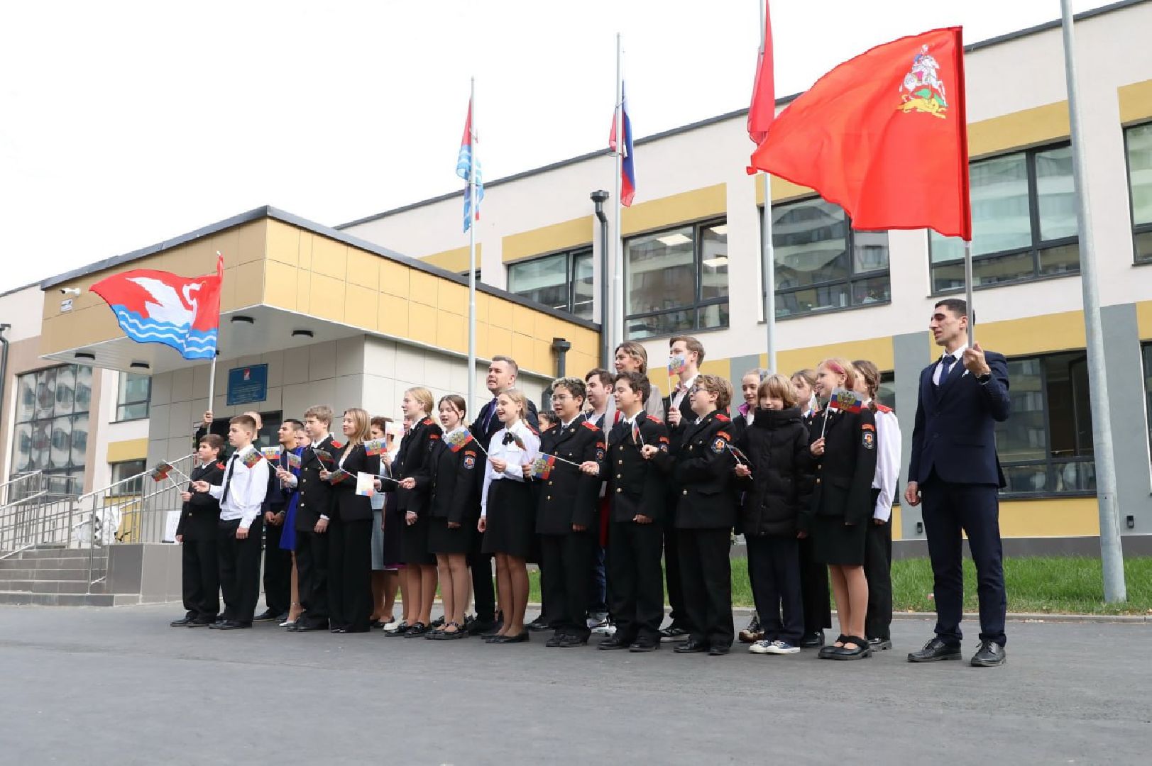 долгопрудный, школа 7, герб школы, гимн школы, кадетские классы,