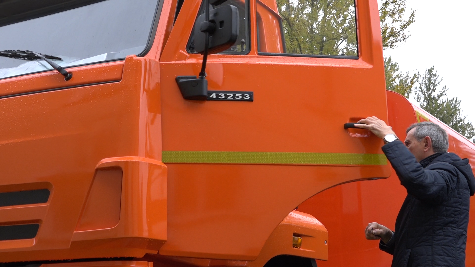 камаз, техника жкх, промывка сетей, устранение засора, власиха жкх,