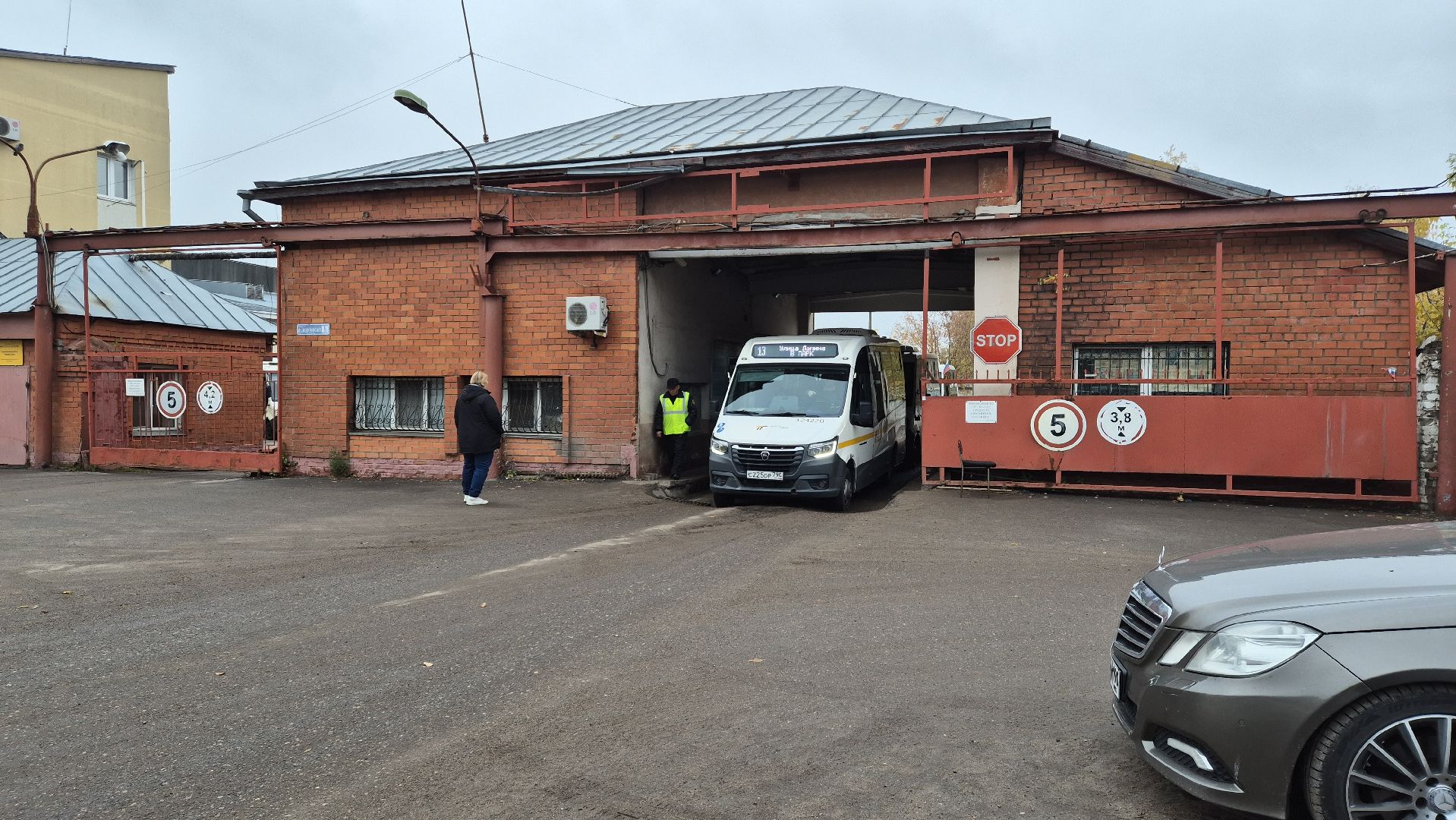 победитель конкурса, молодой водитель,