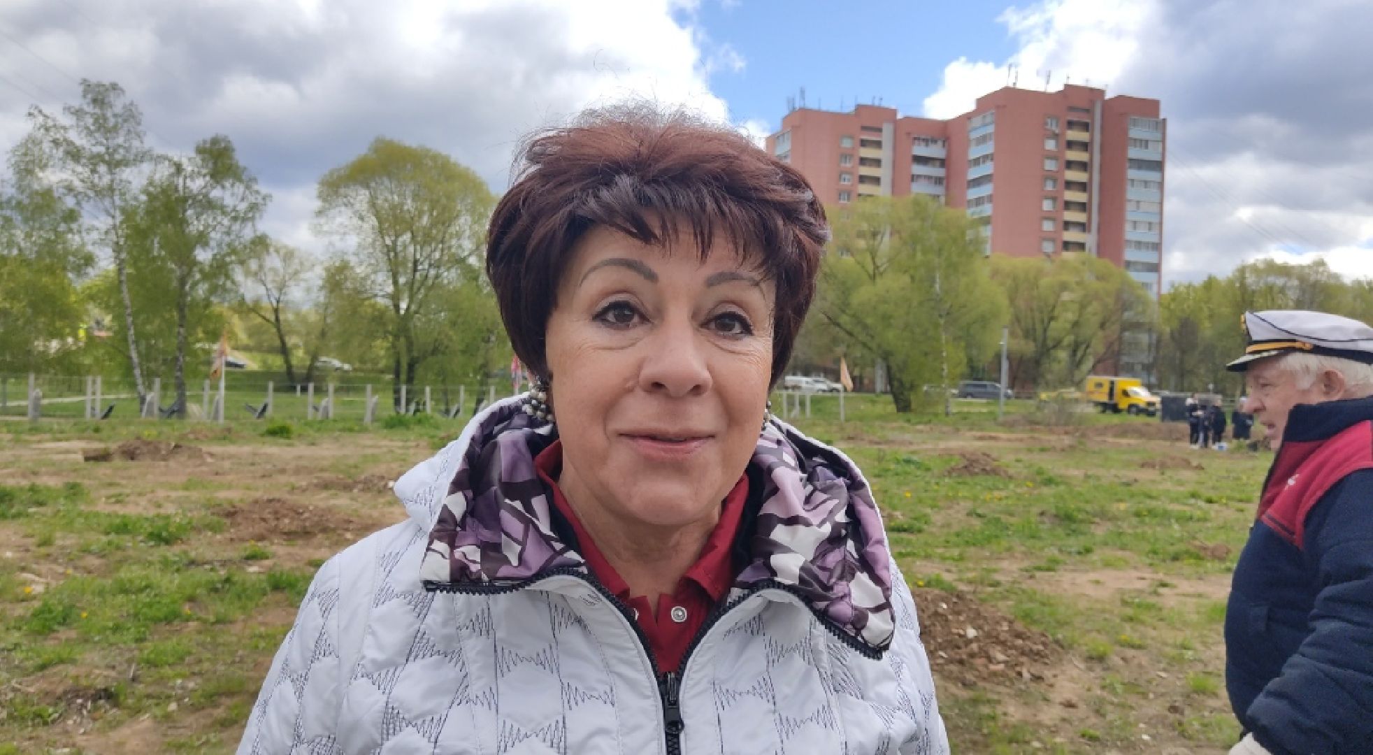 Лобня, дерево, ветеран