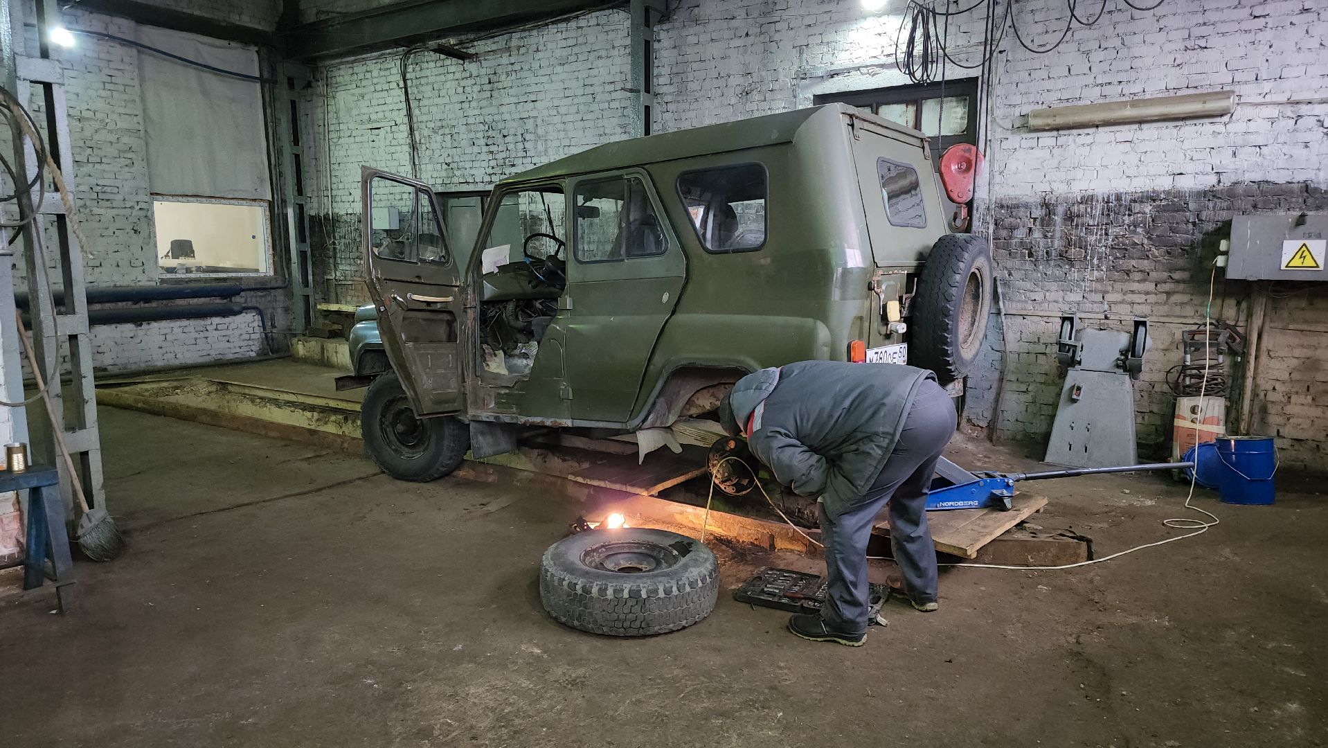 кашира, уборка улиц, зимний период, уборка снега, мбу благоустройство, спецтехника,