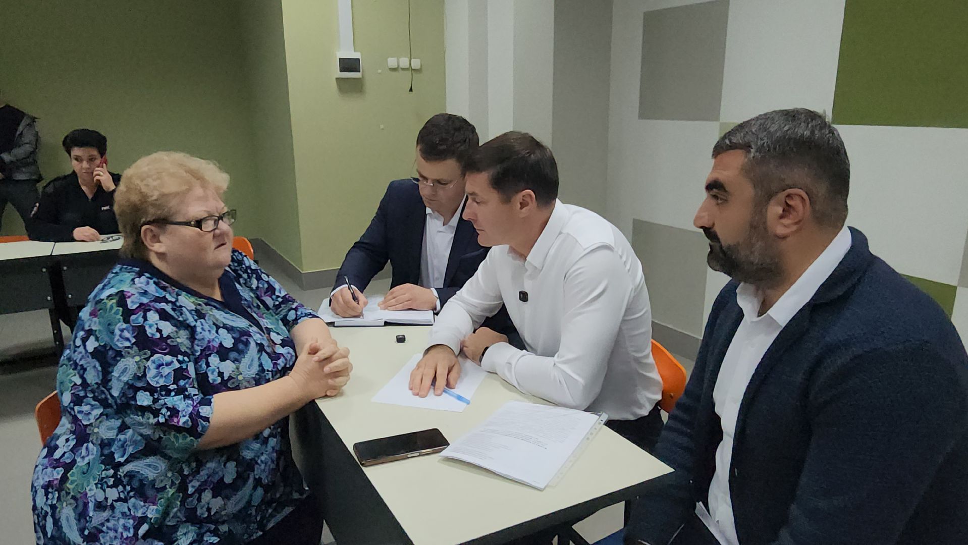 Люберцы, выездная администиация, глава люберец владимир волков, жители,пешеходный переход, безопасность дорожного движения,