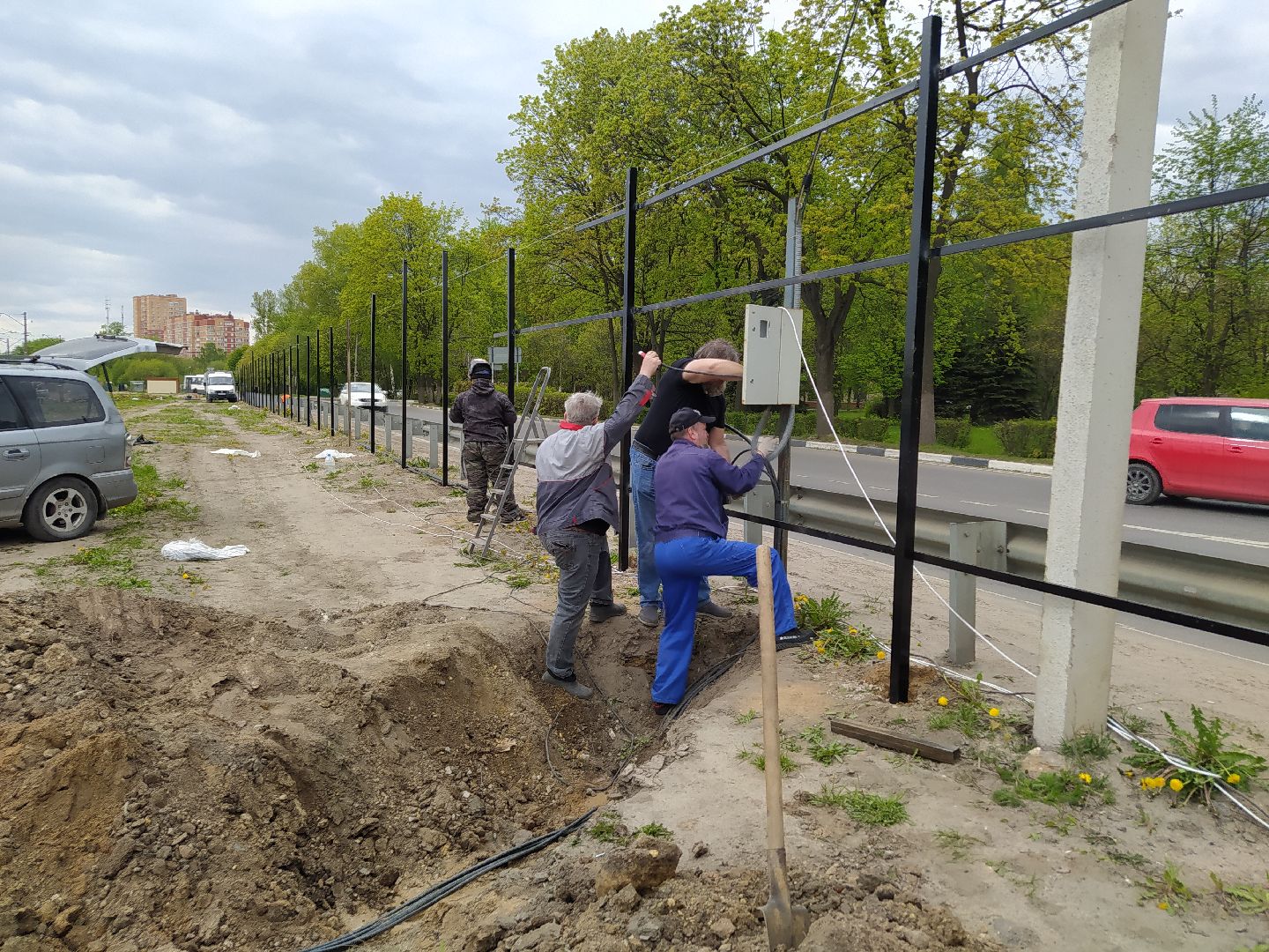 Шумозащитный экран, конструкция, дорога