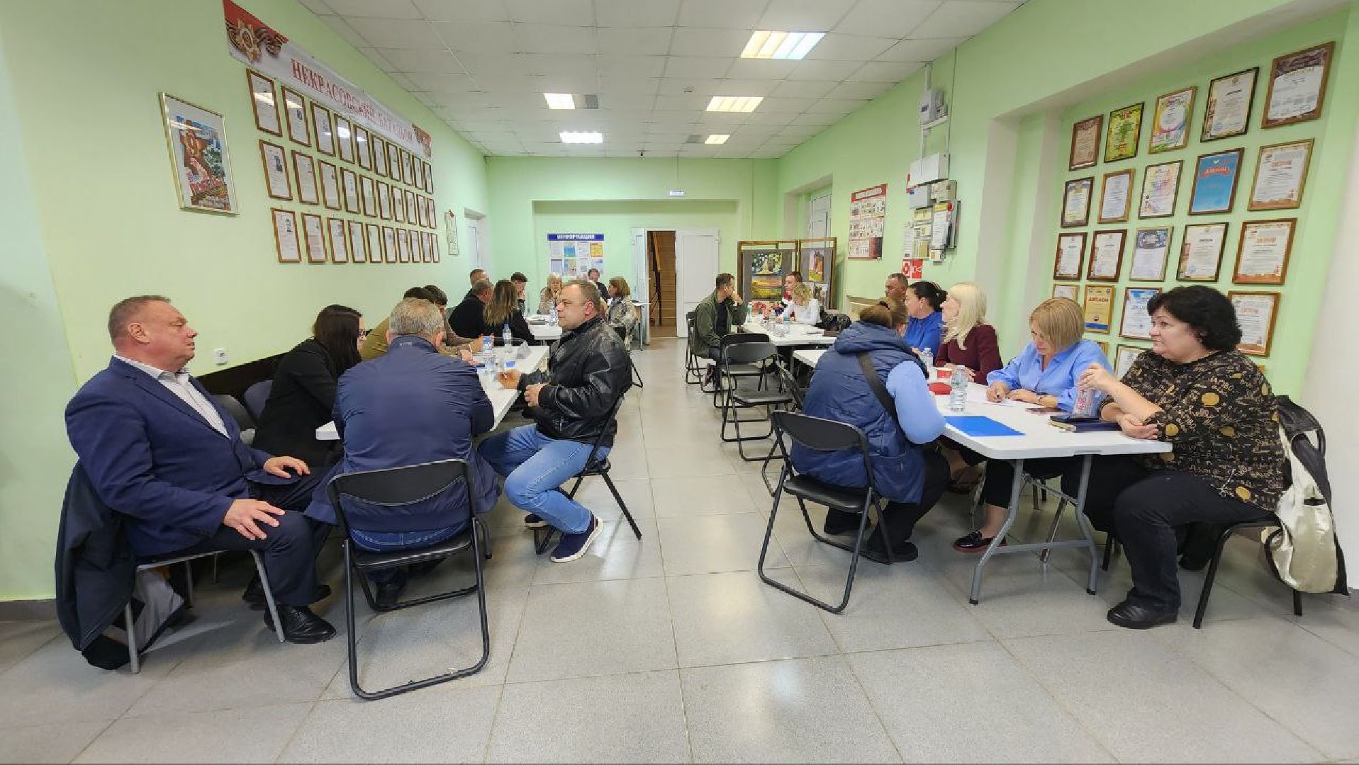 Дмитров, Выездная администрация, Поддержка учителей,