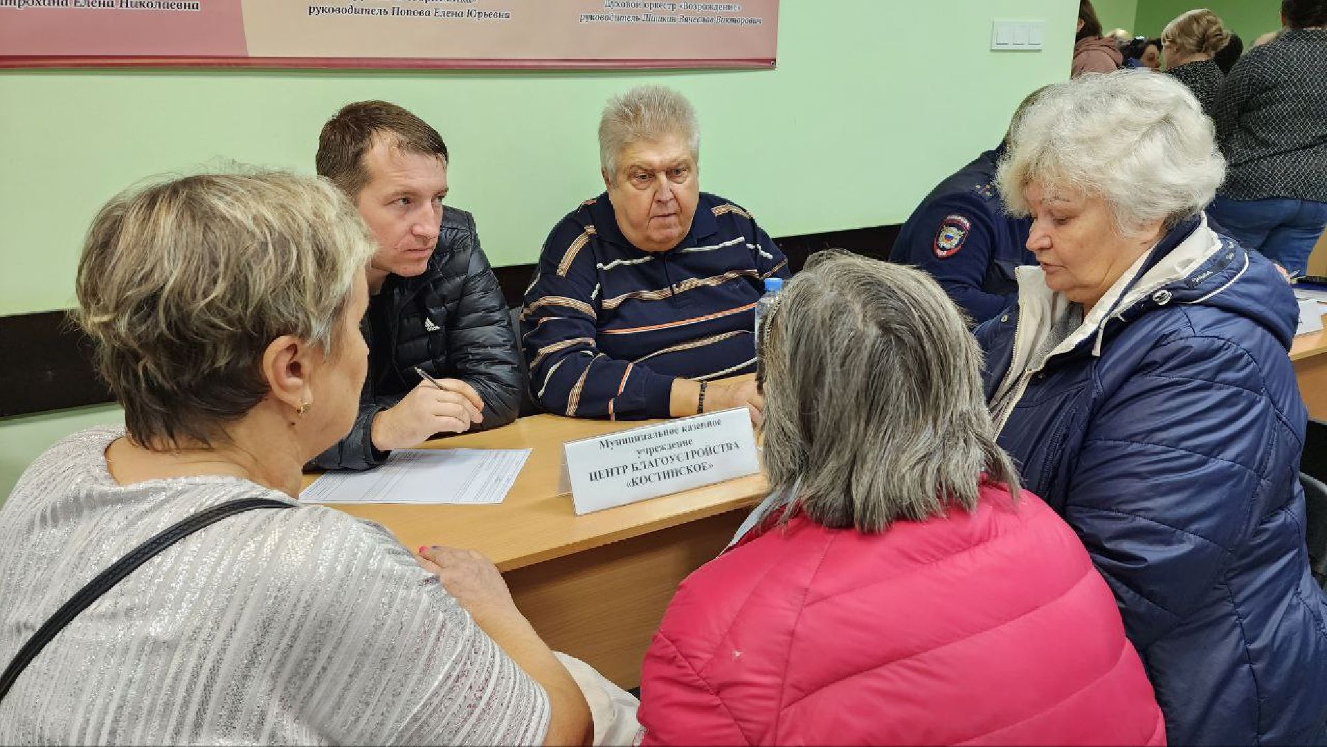 Дмитров, Выездная администрация, Поддержка учителей,