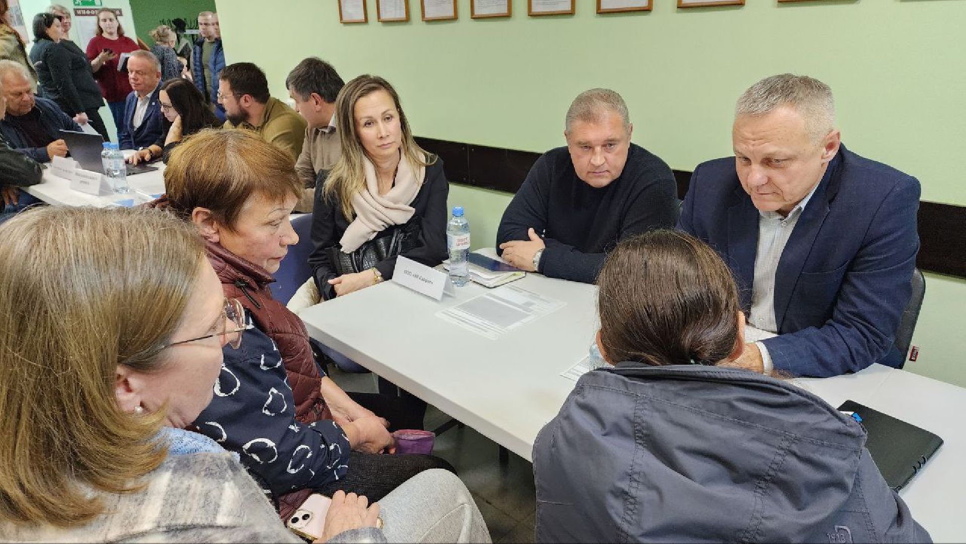 Дмитров, Выездная администрация, Поддержка учителей,