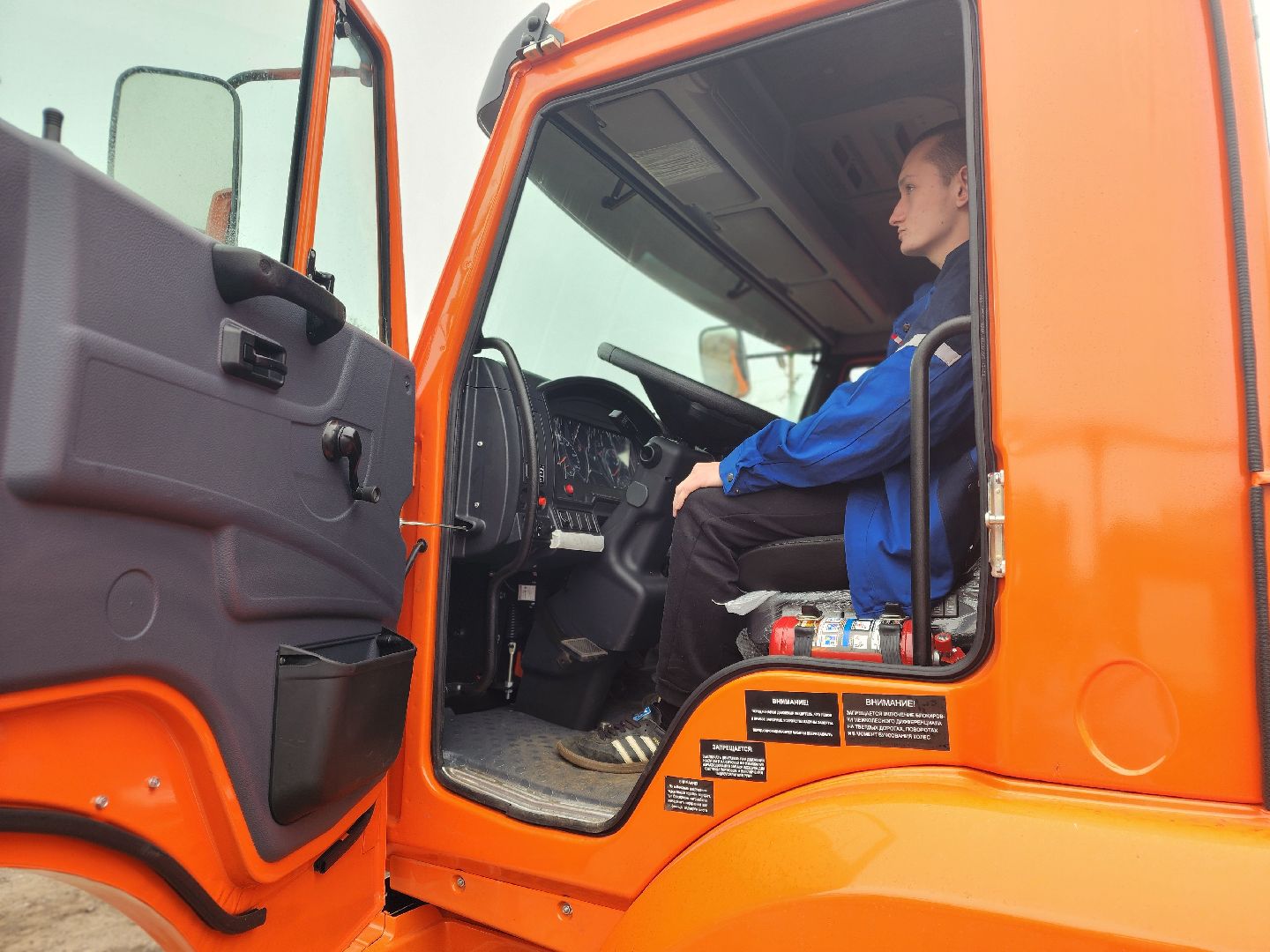 пушкино, МУП ЖКХ лесной, Городское хозяйство пушкино, жкх, пушкинский, пушкинский городской округ, каналопромывочная машина, экскаватор-погрузчик, специализированная техника,