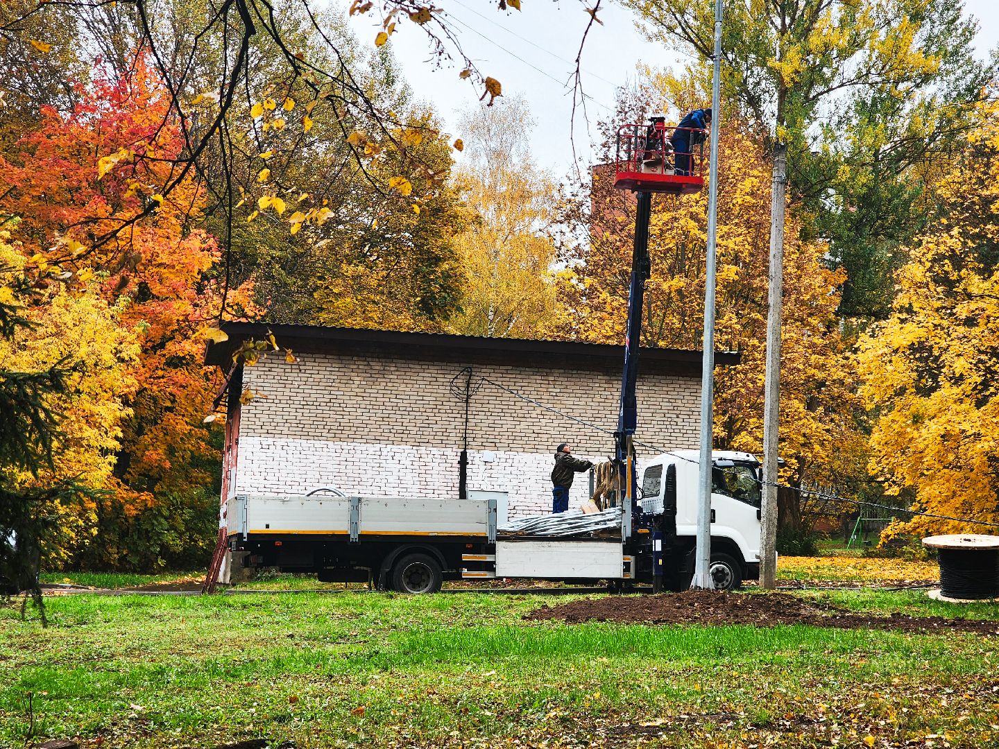 пущино, серпухов, благоустроенная территория, комплексное благоустройство дворов, освещение,