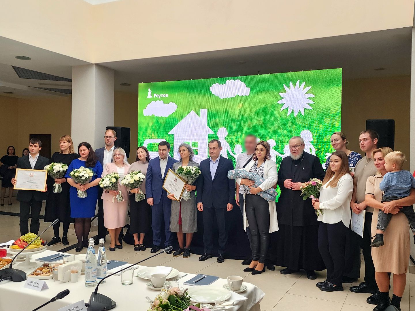 многодетная семья, глава города, мособлдума, дети, семьи, праздник семьи,