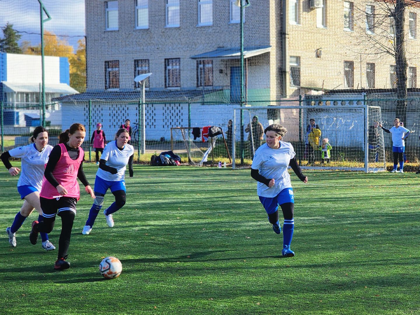 дубна, спорт, футбол, турнир по футболу, футбольные мамы,