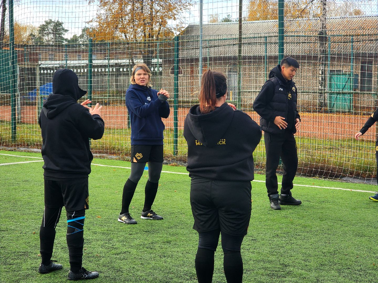 дубна, спорт, футбол, турнир по футболу, футбольные мамы, мурманск,