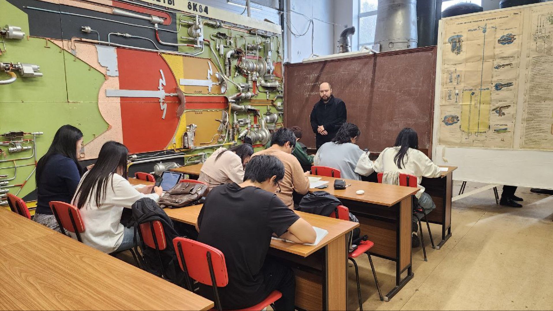 Дмитров, Филиал МГТУ имени Баумана, Роскосмос, Китай,