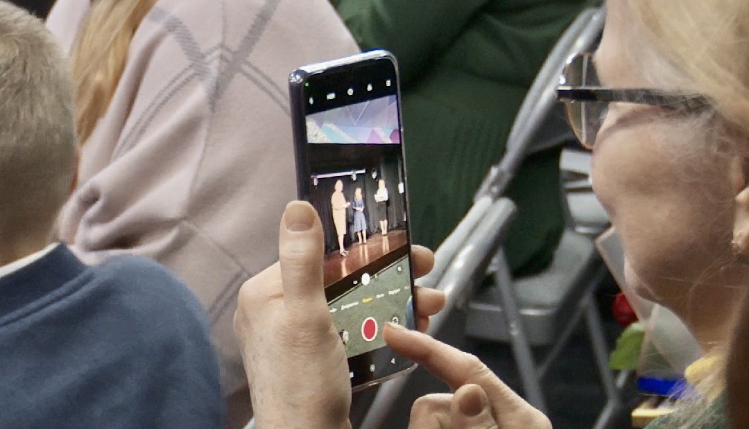 Клин, общество