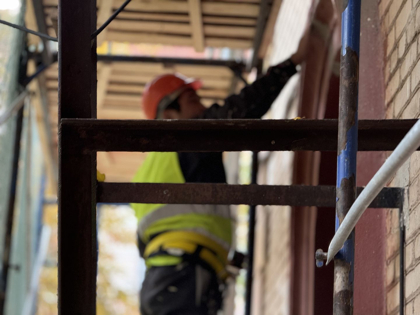 ремонт крыши, ленинский округ, фасад дома, капитальный ремонт,