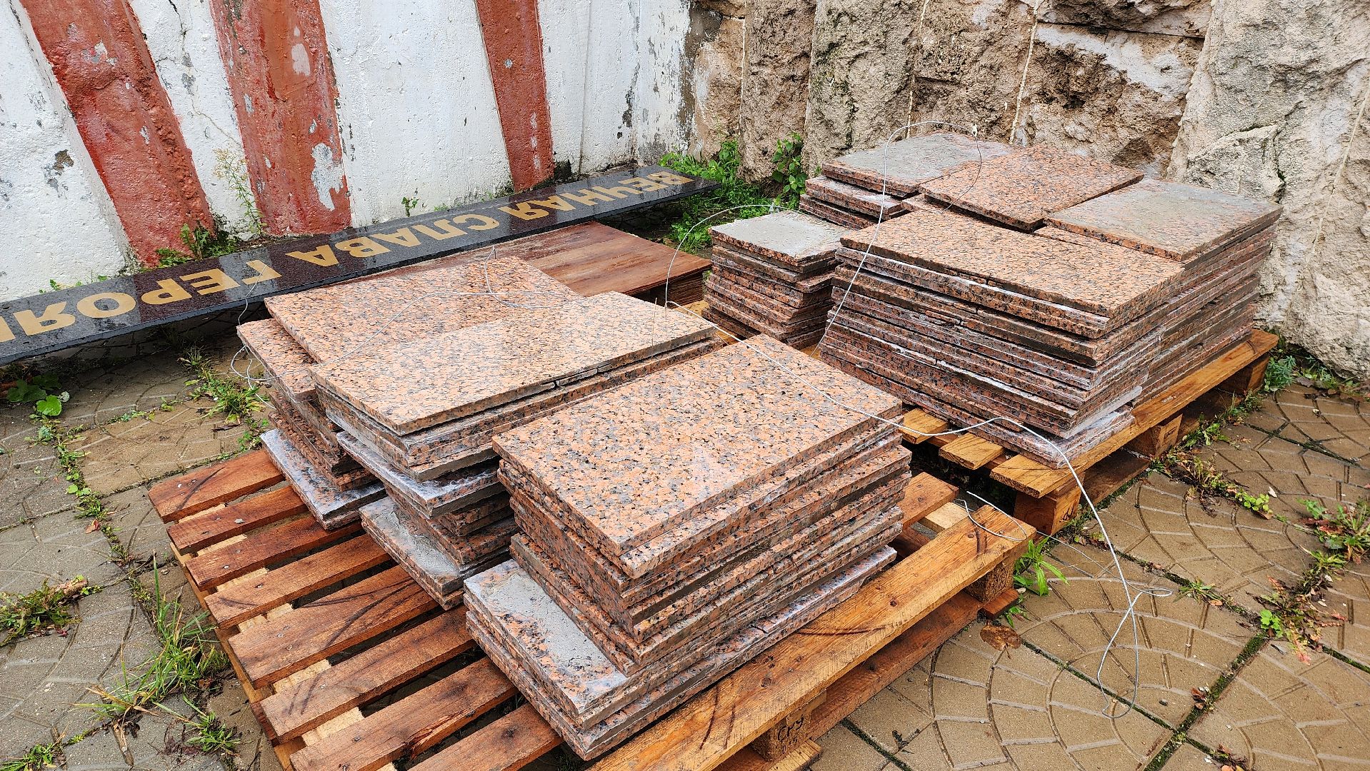 монумент, Лобня , реконструкция  площади,