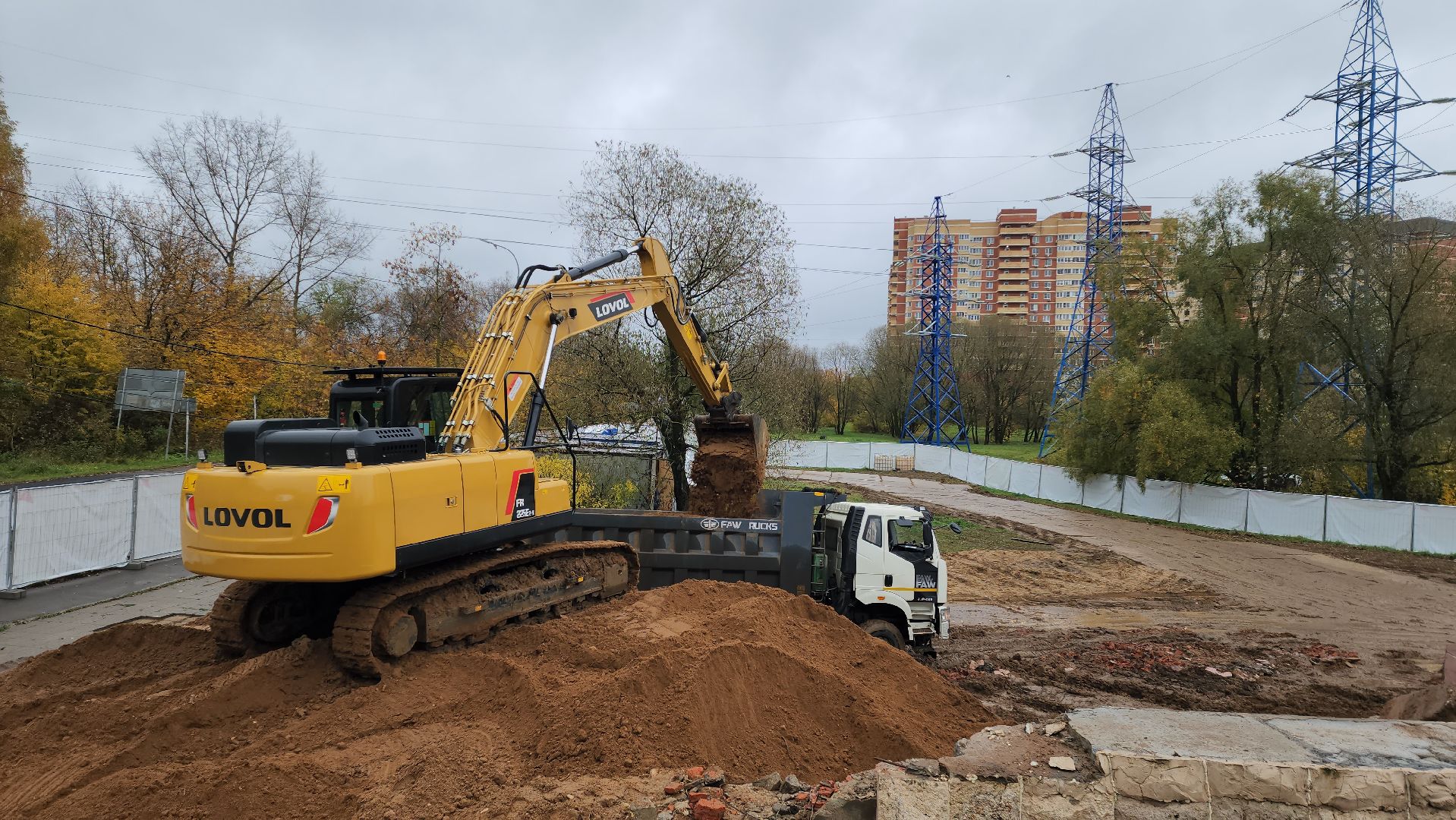 монумент, Лобня , реконструкция  площади,