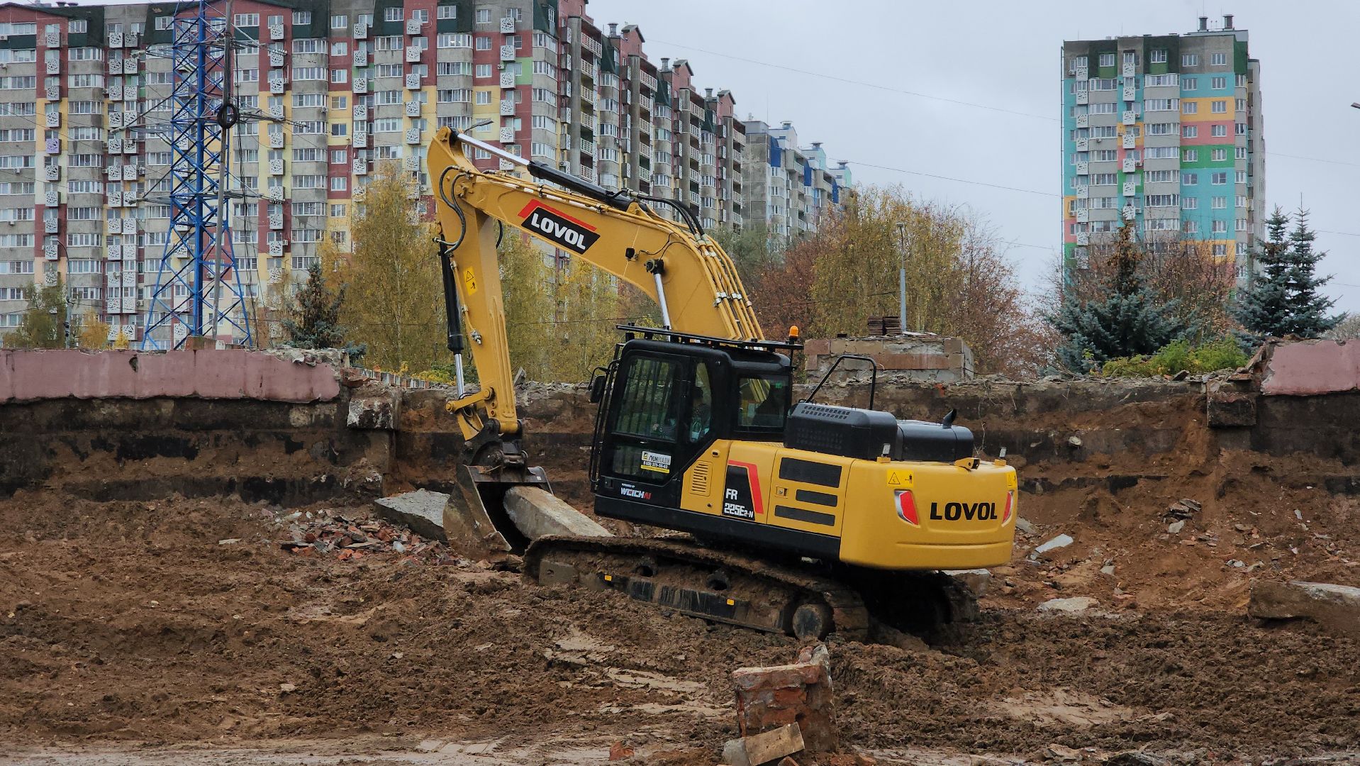 монумент, Лобня , реконструкция  площади,