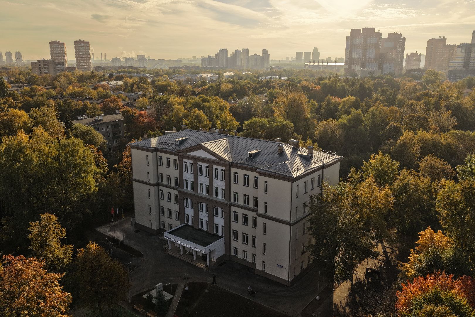 видео с коптера, школа 8 в химках,