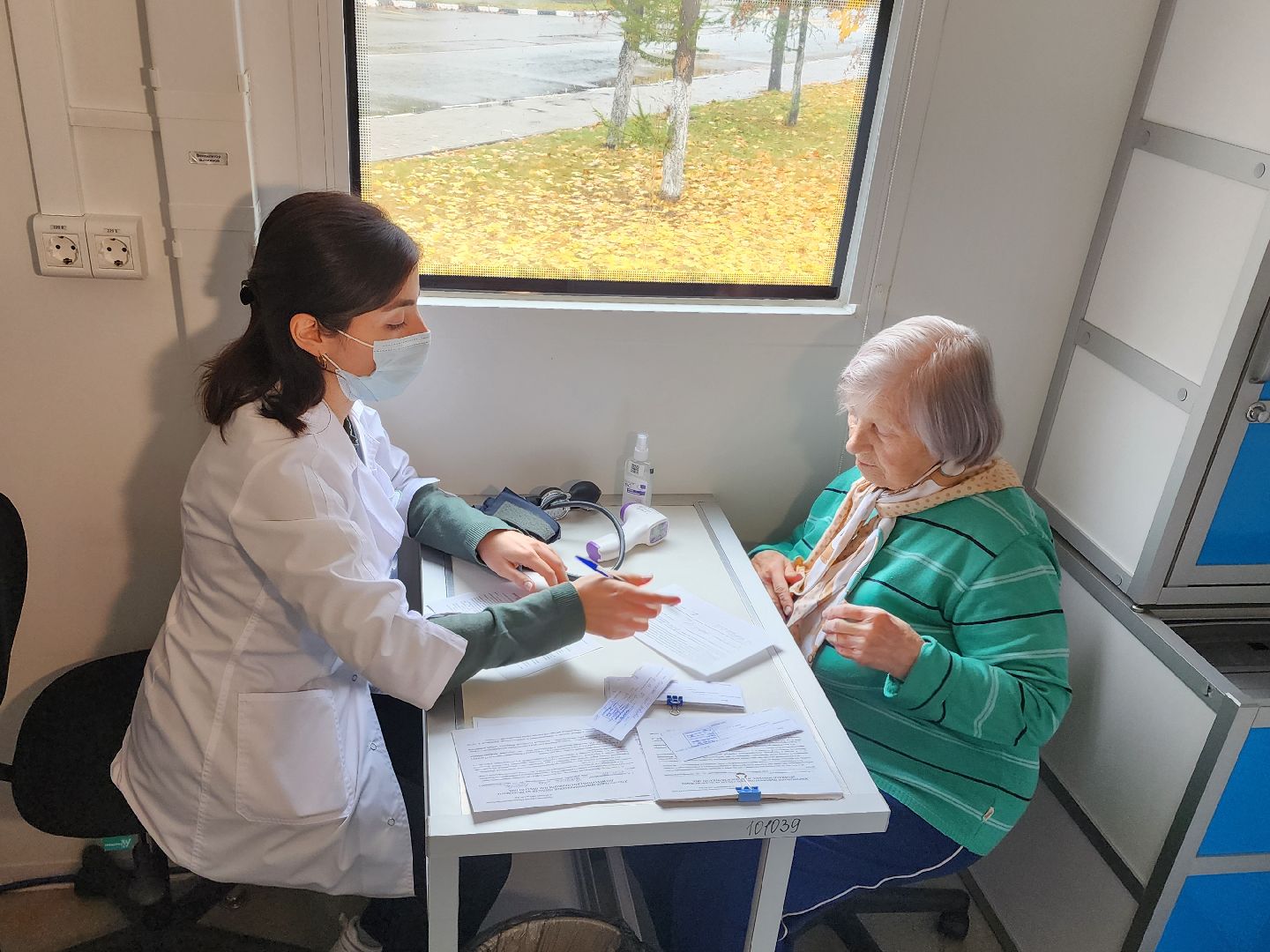 дубна, дубненская больница, прививка от гриппа, мобильная вакцинация,