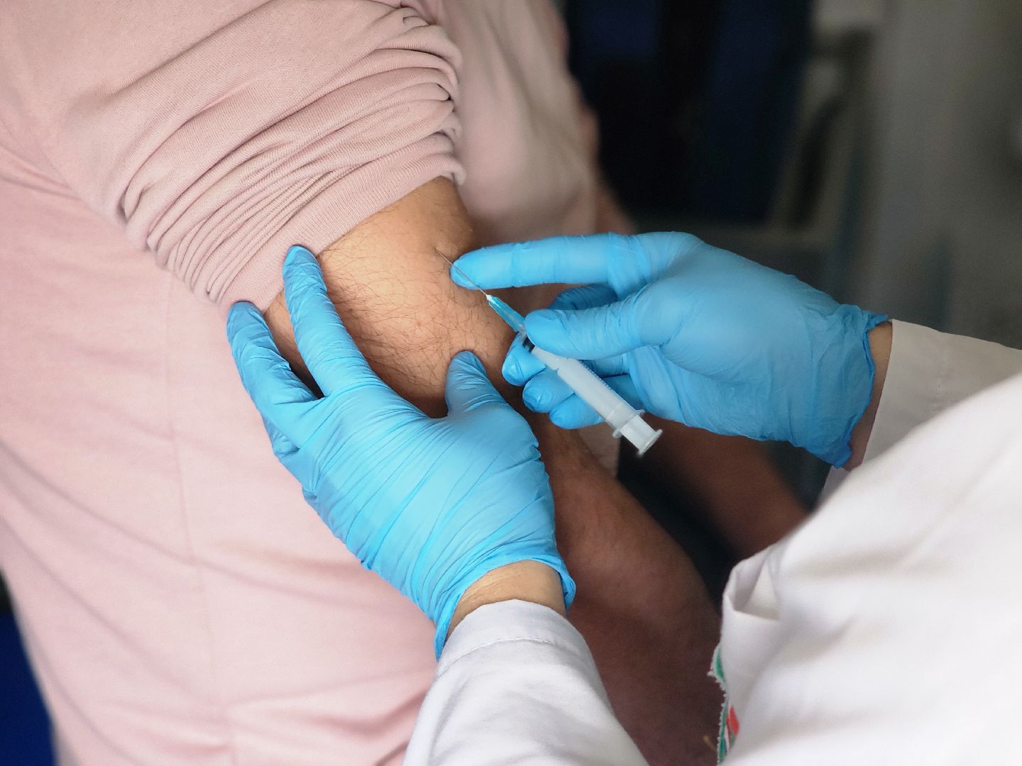 дубна, дубненская больница, прививка от гриппа, мобильная вакцинация,