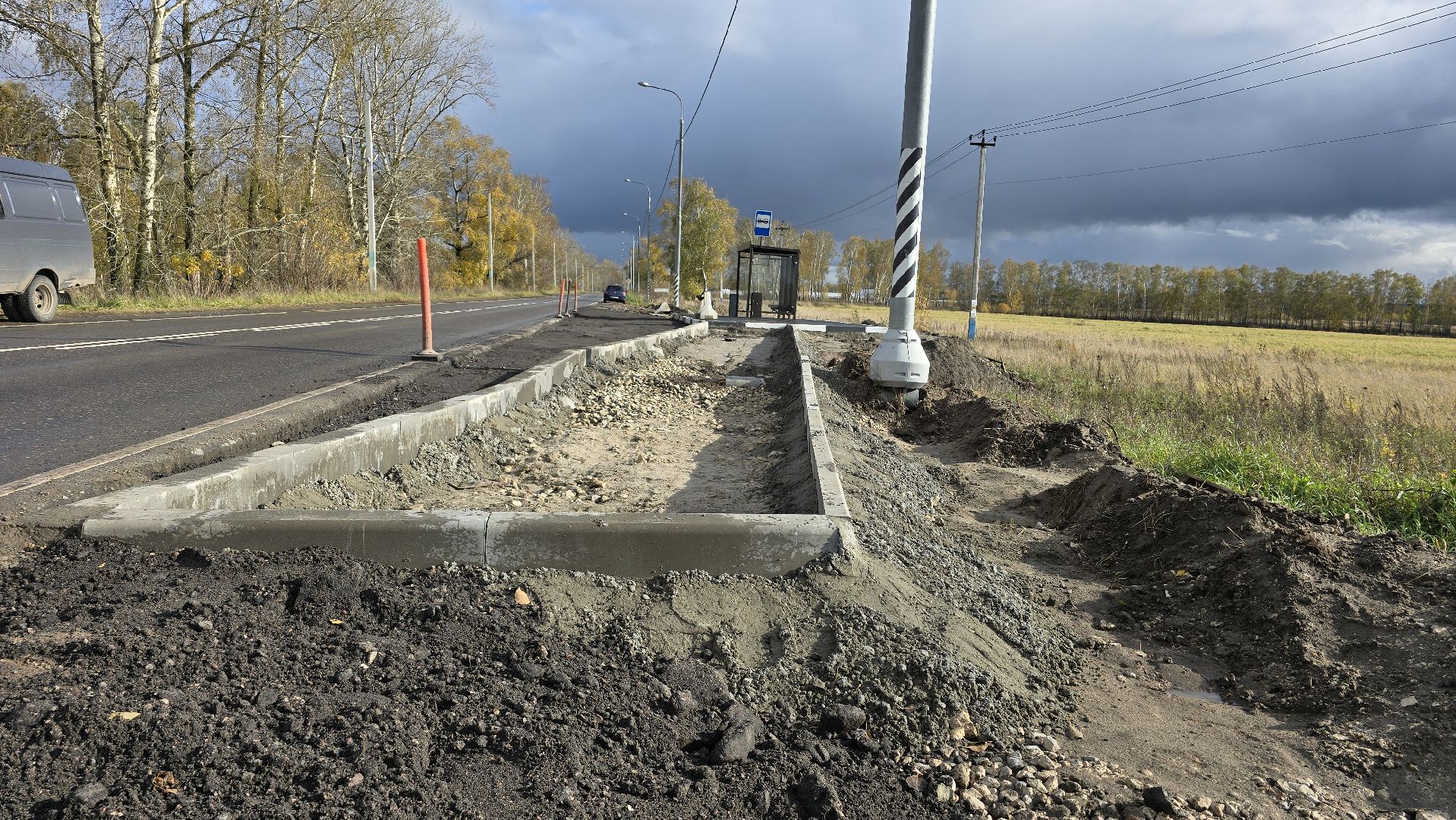 Коломна, автобусная остановка, остановочные павильоны,