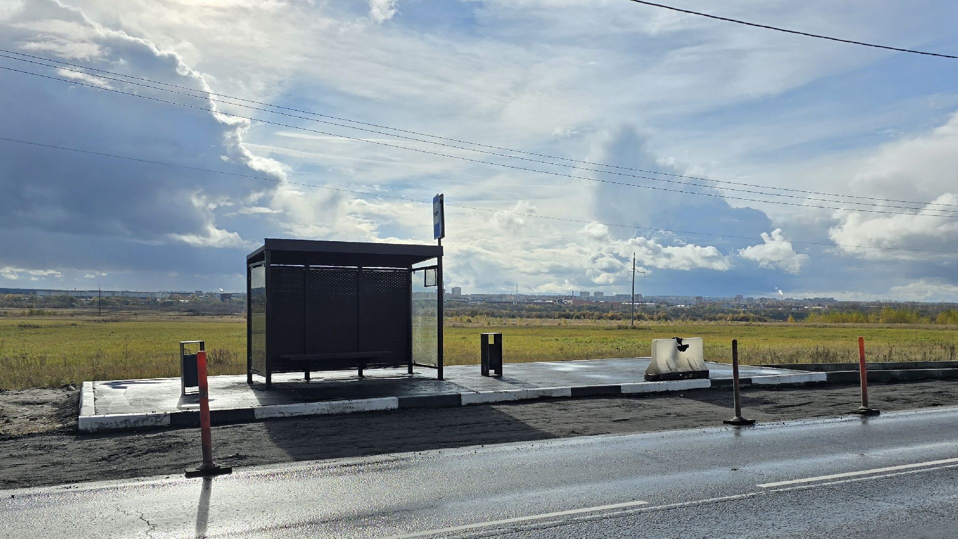 Коломна, автобусная остановка, остановочные павильоны,