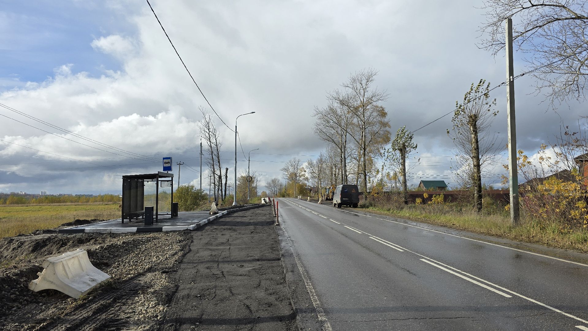 Коломна, автобусная остановка, остановочные павильоны,