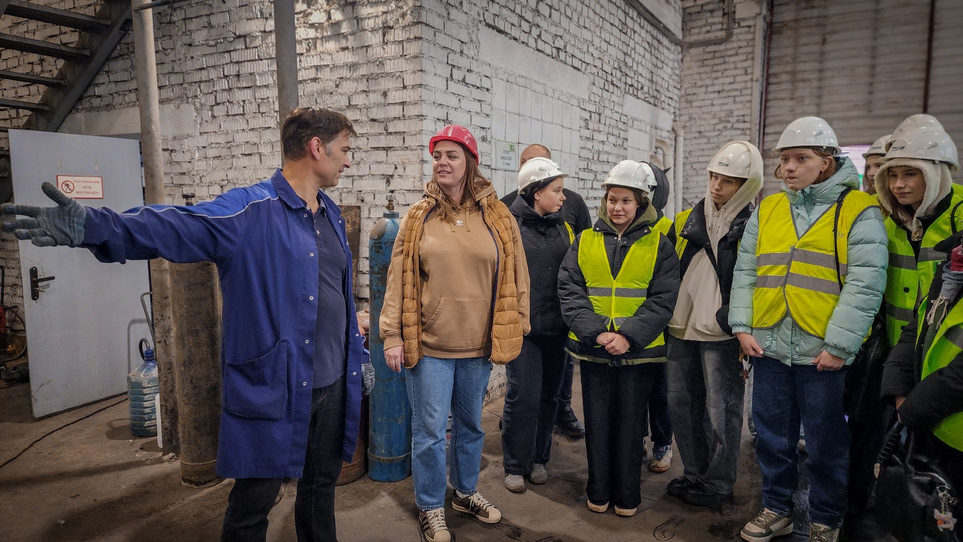 бронницы, студенты , компания работодатель в бронницах, экскурсия для студентов, будущая профессия,