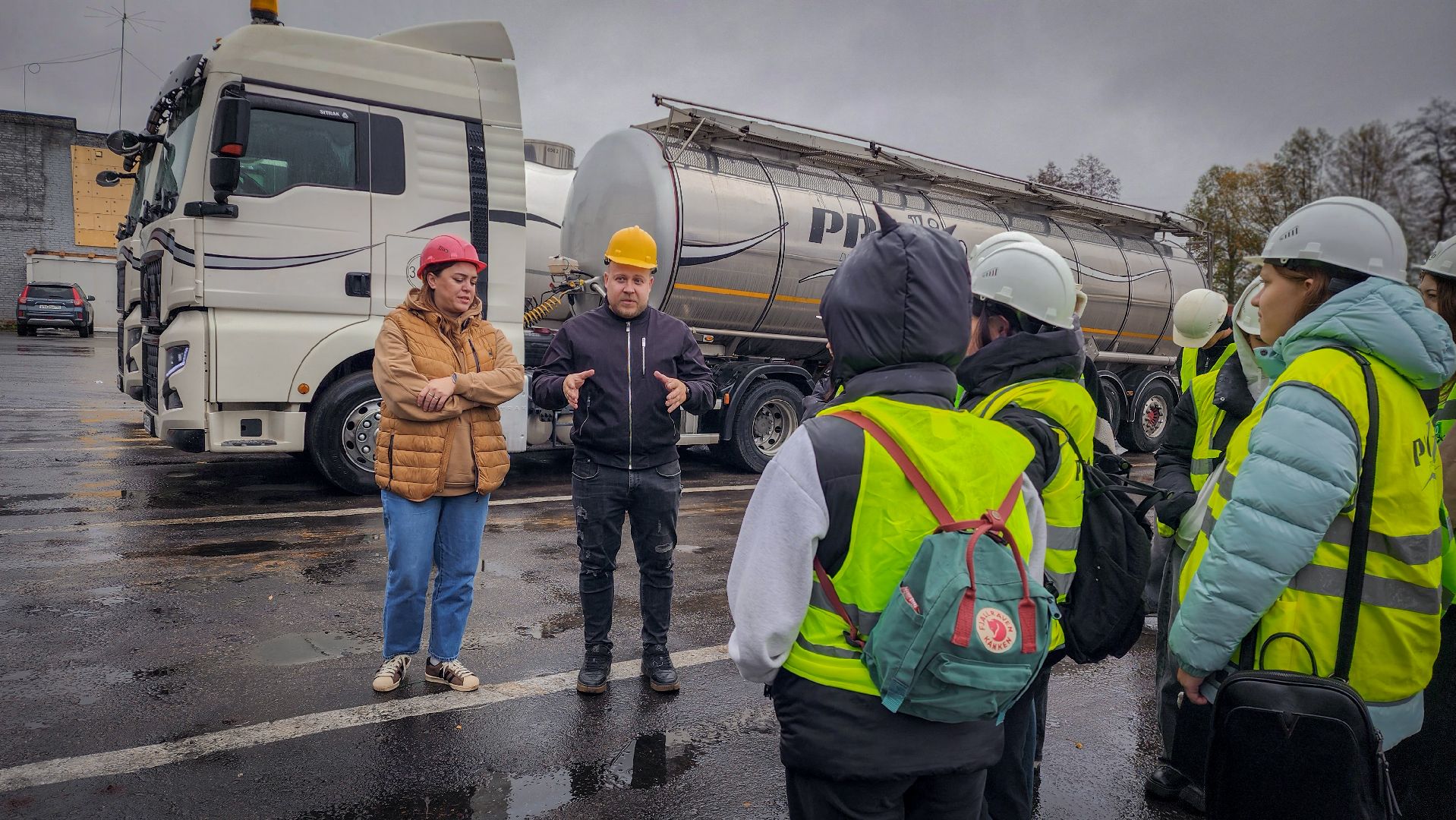 бронницы, студенты , компания работодатель в бронницах, экскурсия для студентов, будущая профессия,