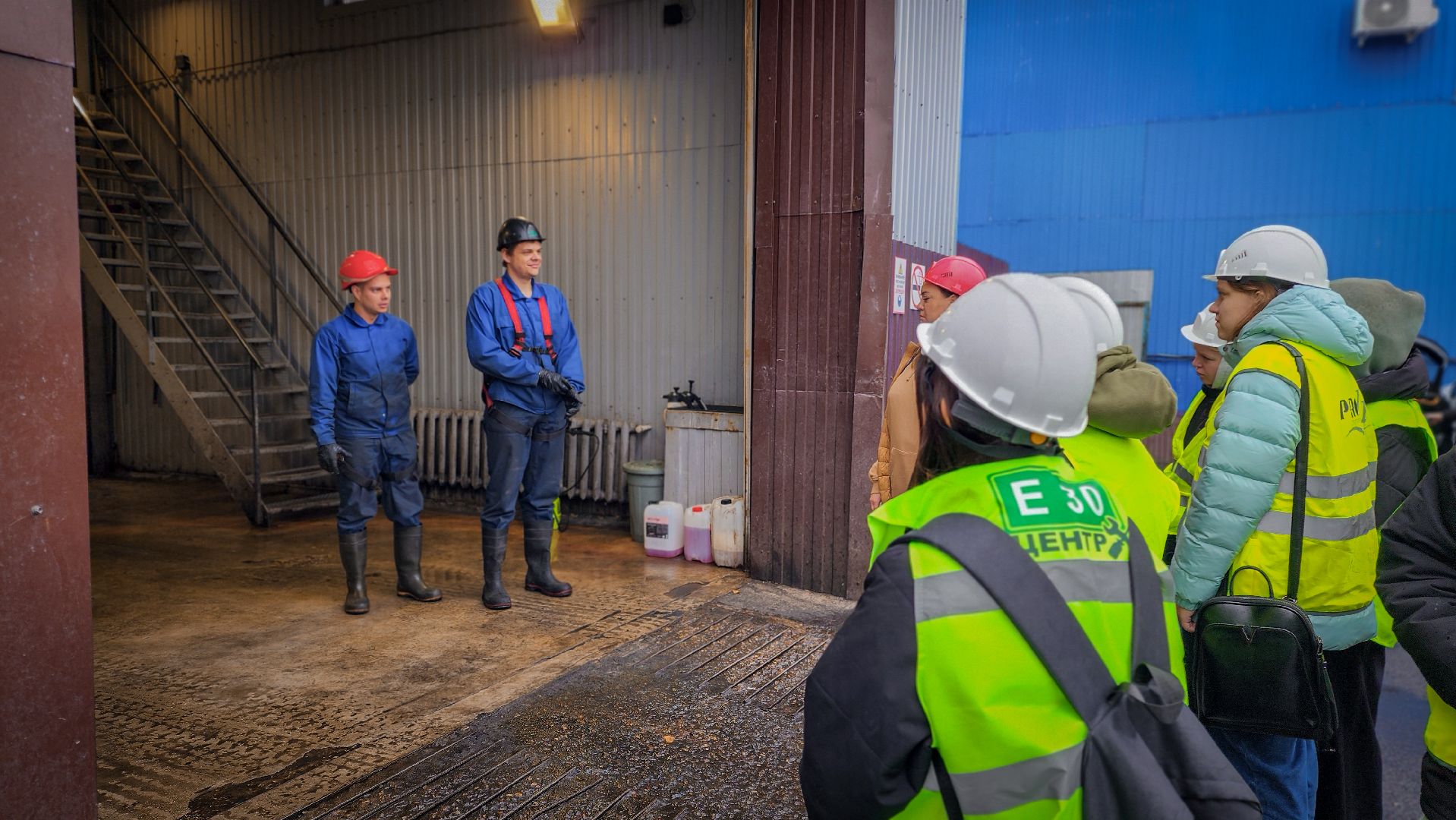 бронницы, студенты , компания работодатель в бронницах, экскурсия для студентов, будущая профессия,