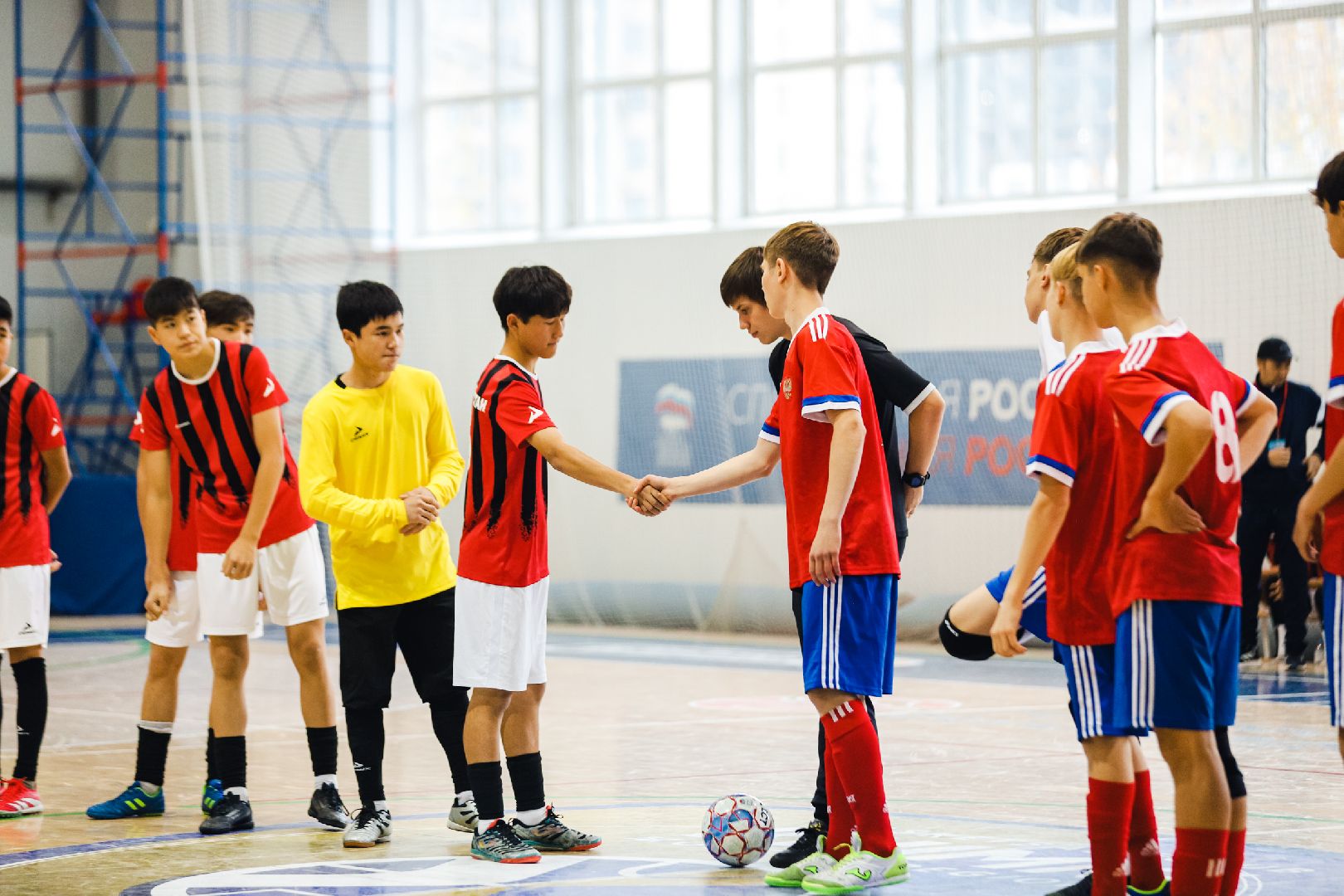 спорт, межданородный фестиваль, борьба, футбол,