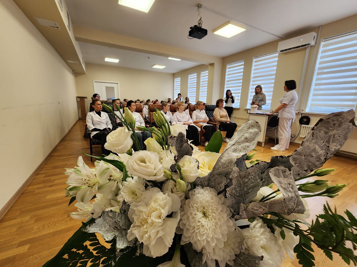 Подольск , детская больница, студенты, медики,