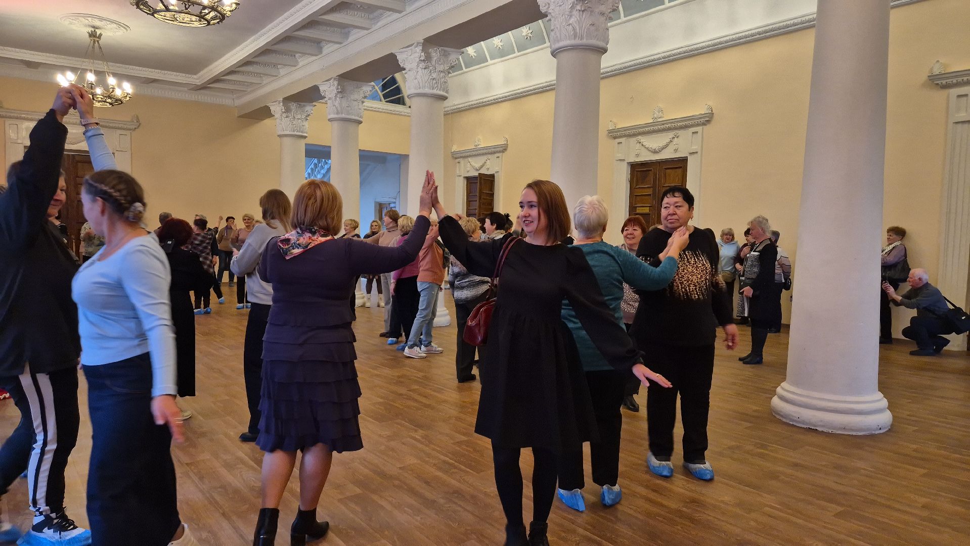 спектакль, активное долголетие,деревня демихово,