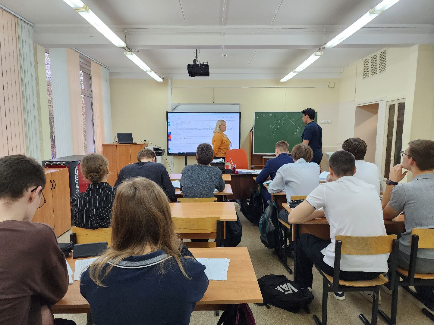 раменское, образование, лучшие кадры, учитель информатики и математики Раменской средней школы 1,